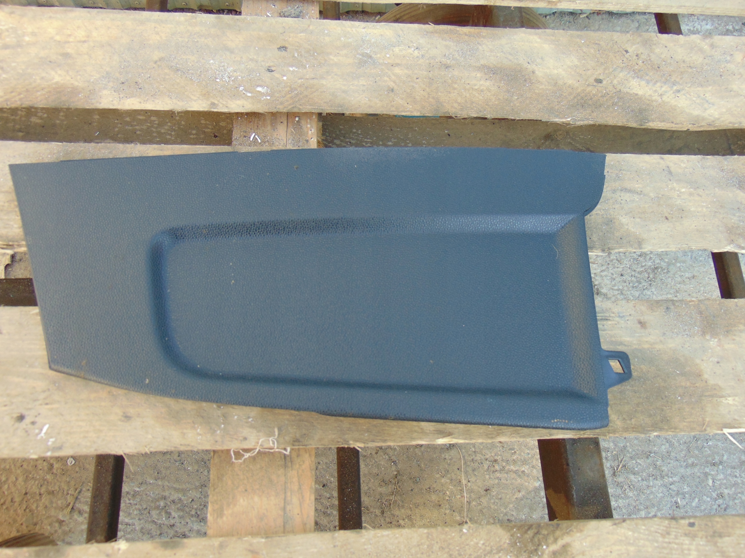 пластик заглушка FORD ECOSPORT MK2