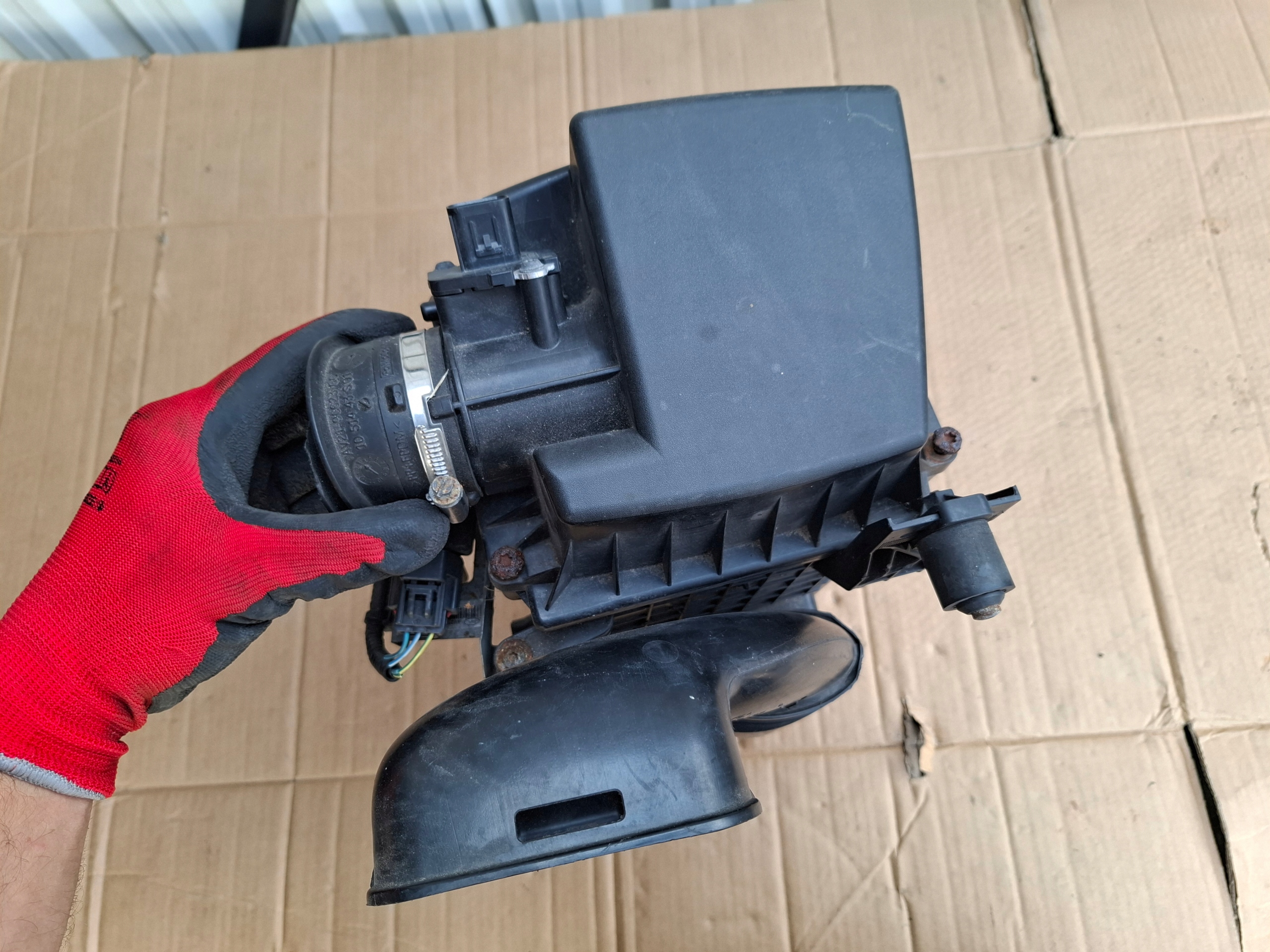 Gehäuse filter luft FORD FIESTA MK7 AV21-9600-AA 1.4 TDCI