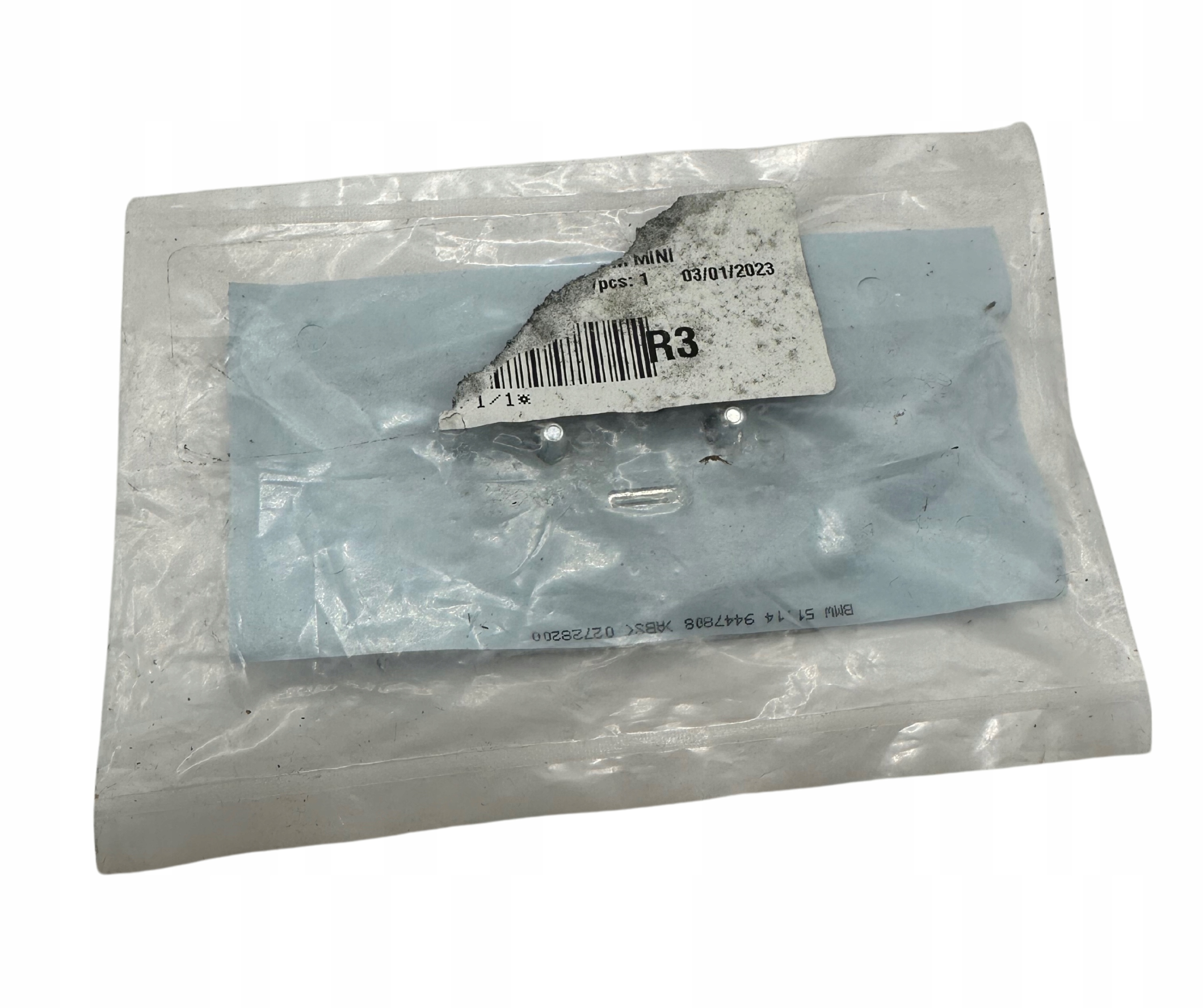 MINI F55 F56 F57 EMBLEMAT MINI TYŁ 51149447808 Numer katalogowy części 51149447808