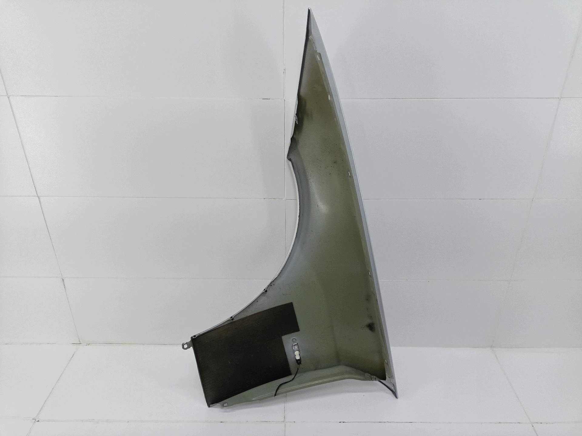 fender front right side BMW 3 E90/E91 E90 2006 90010143388