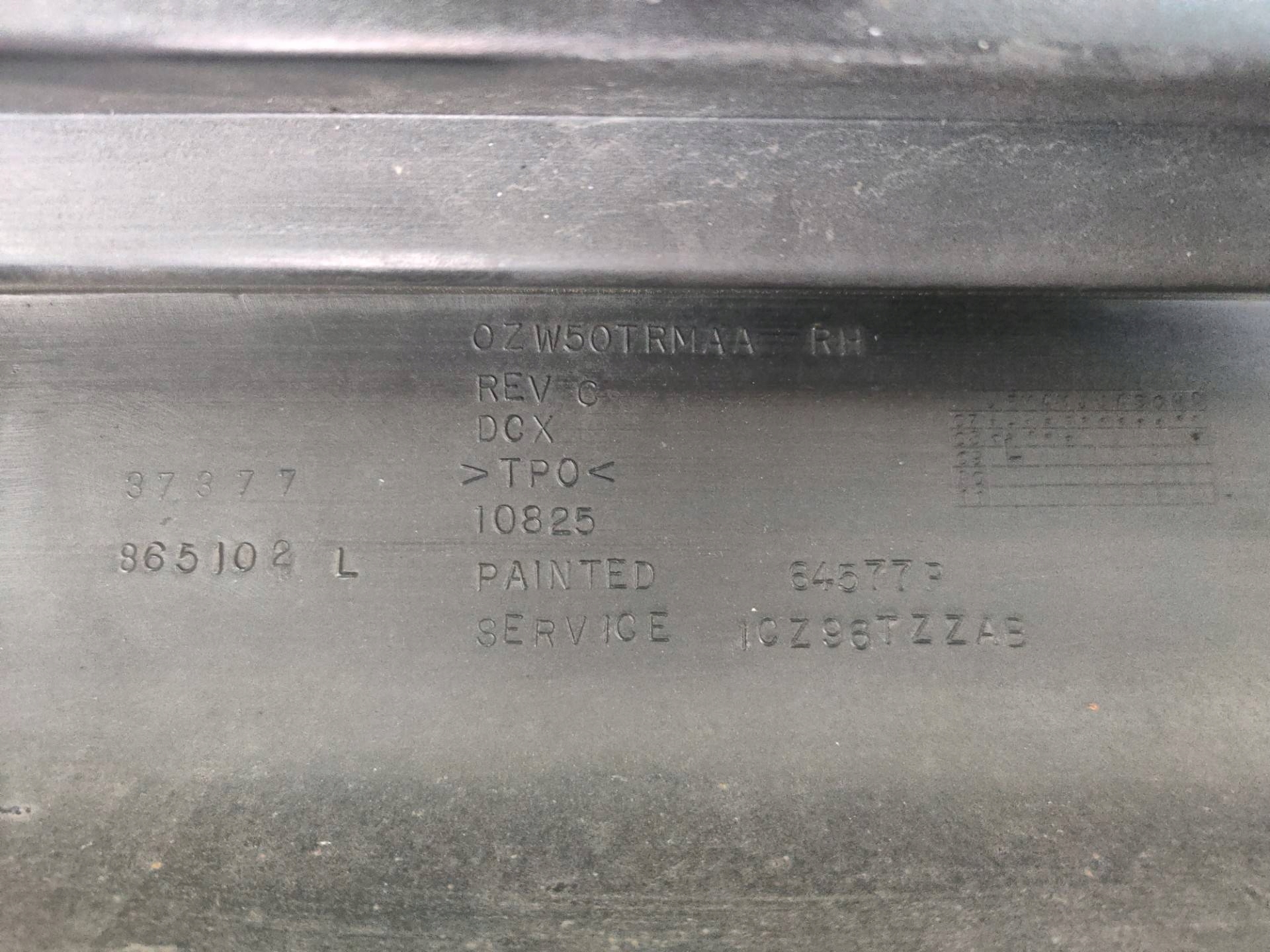moulding threshold exterior right side Chrysler Town and Country 5 facelift