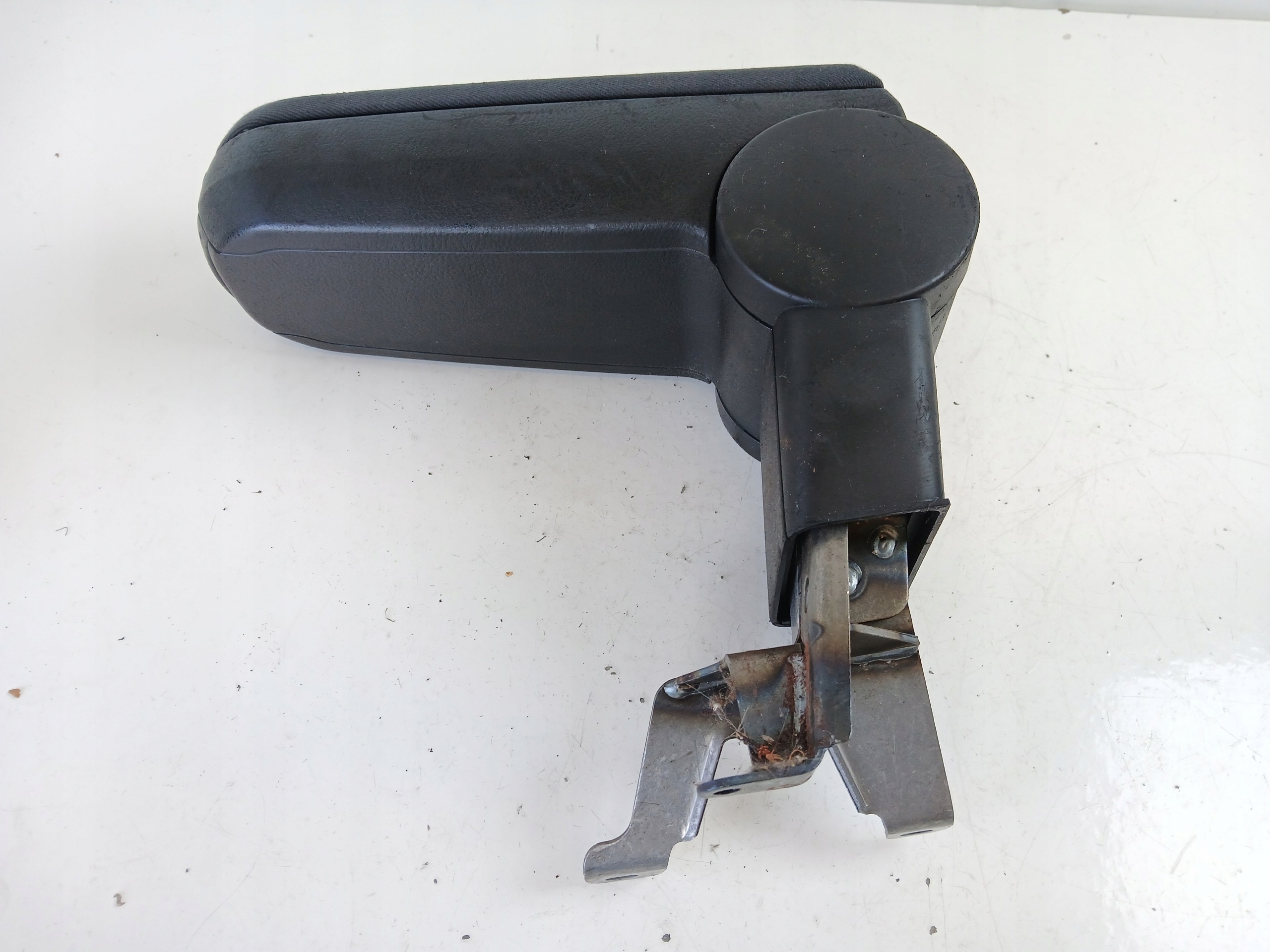 SKODA OCTAVIA und armlehne handschuhfach