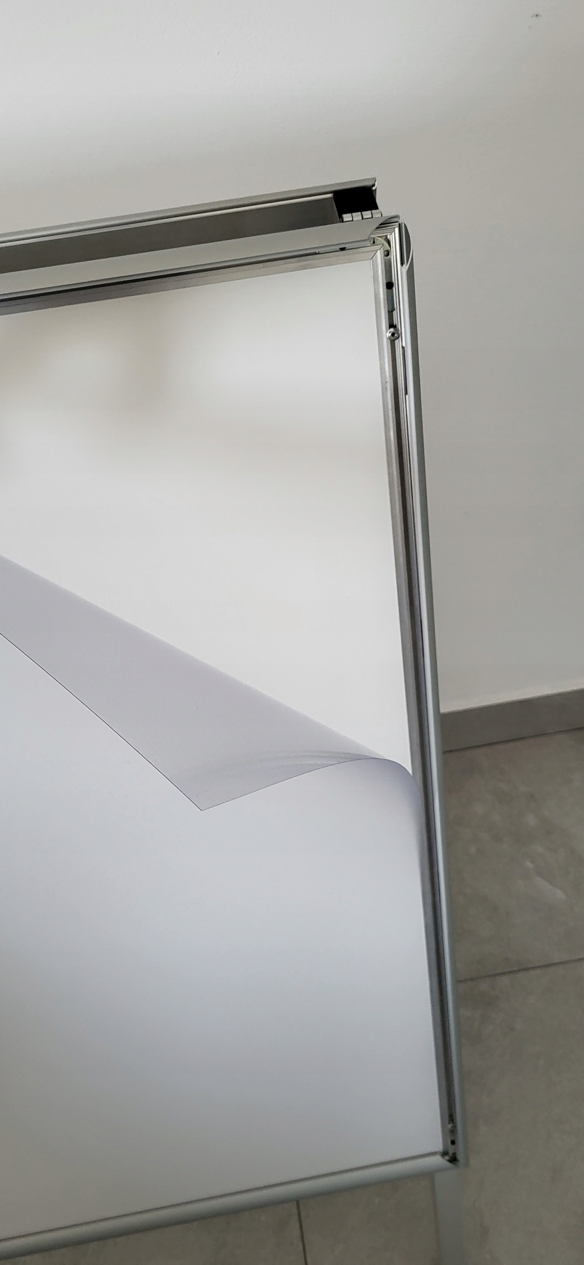 POTYKACZ STOJAK REKLAMOWY A2 2 STRONNY + FOLIA ANTYREFL. PROFIL 25MM ANODA! Szerokość produktu 46 cm