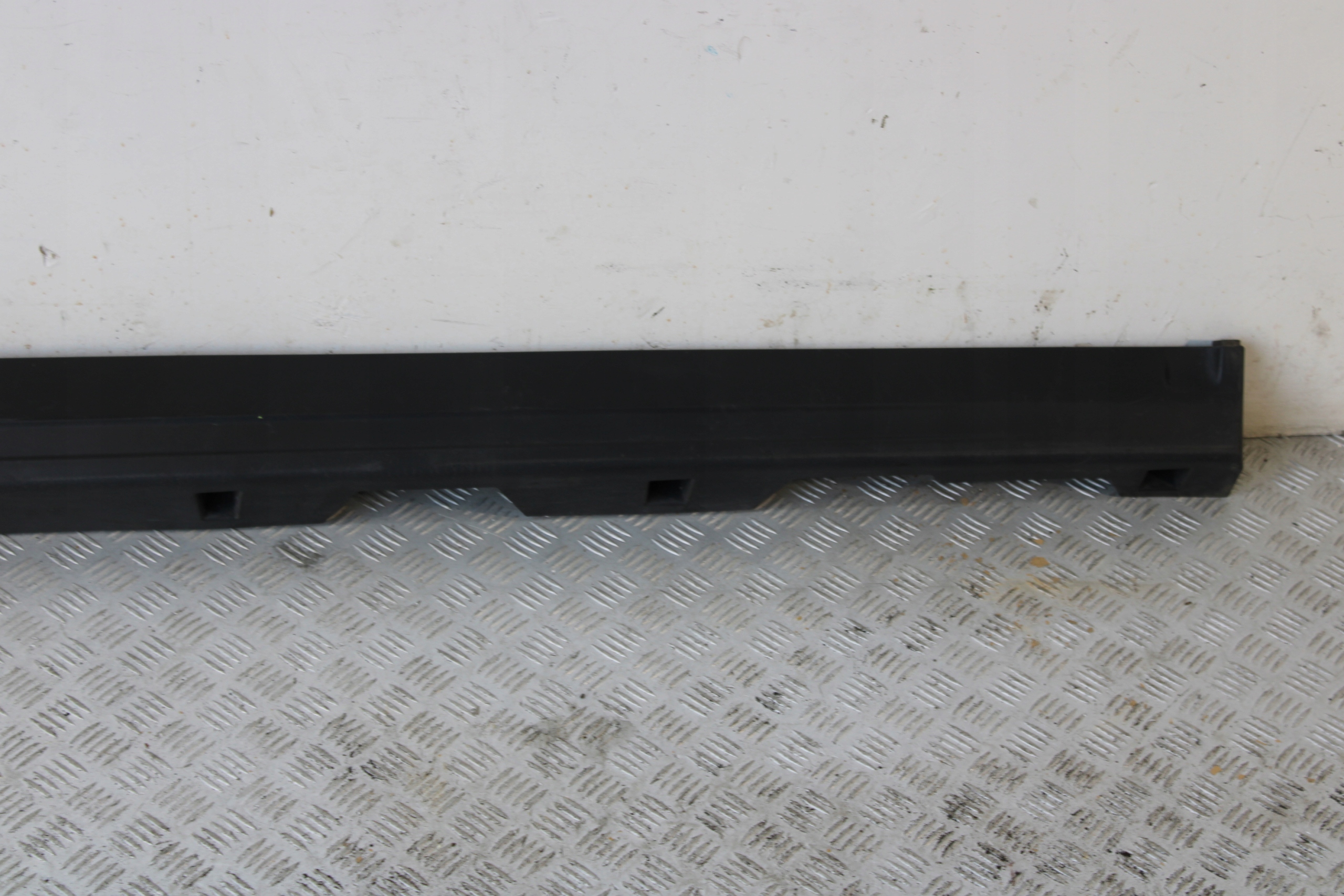 cap threshold threshold left LAND ROVER DISCOVERY SPORT L550