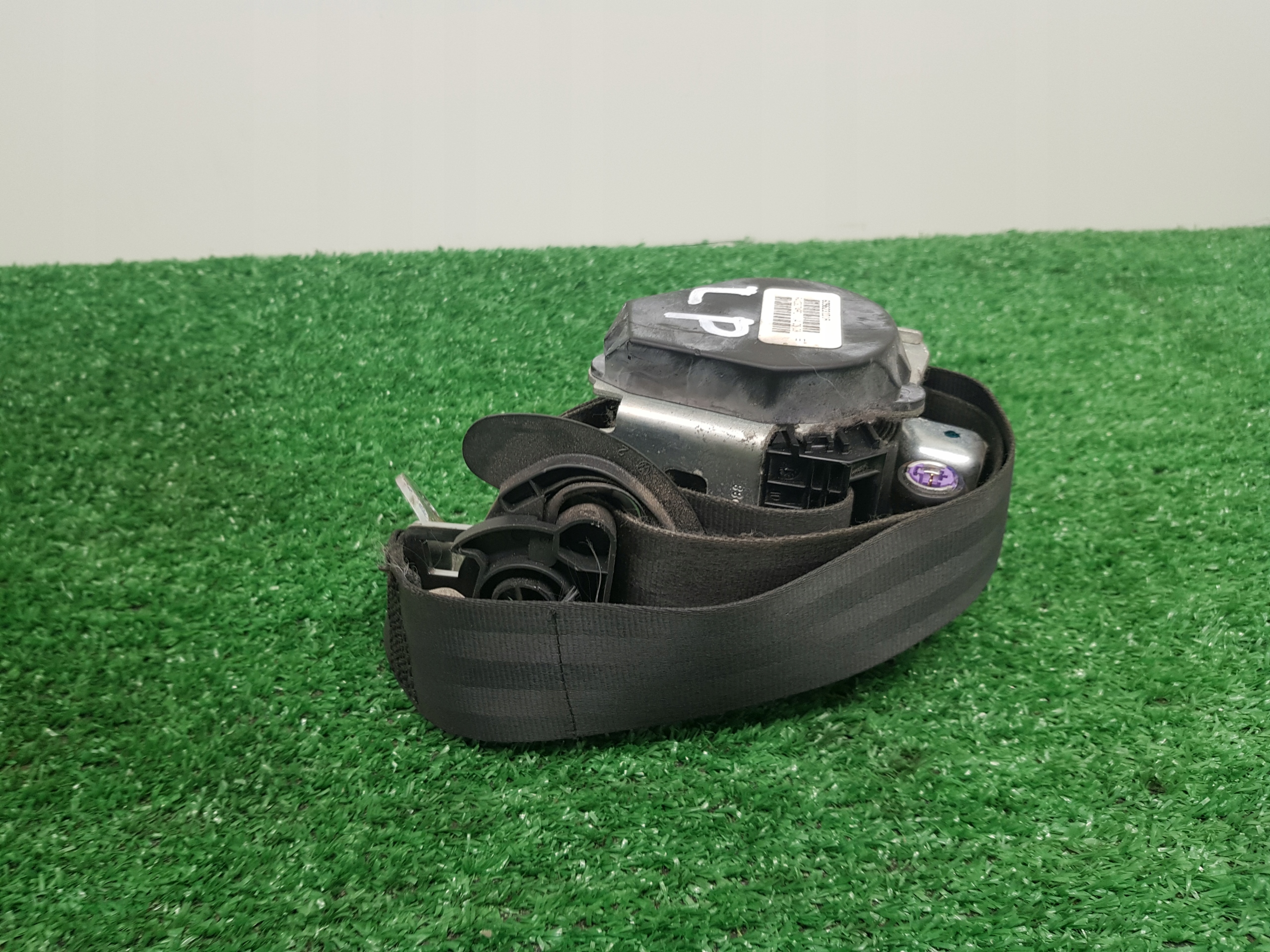 tension belt safety left front VOLKSWAGEN GOLF 5