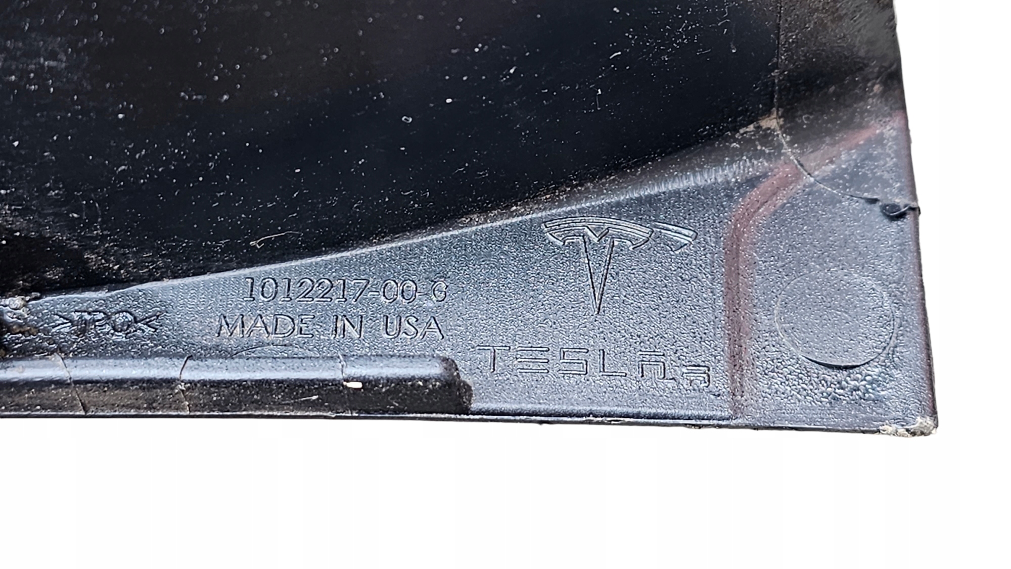 LISTWA PROGOWA PRÓG PRAWY TESLA S 1012217-00-G Wersja Europejska