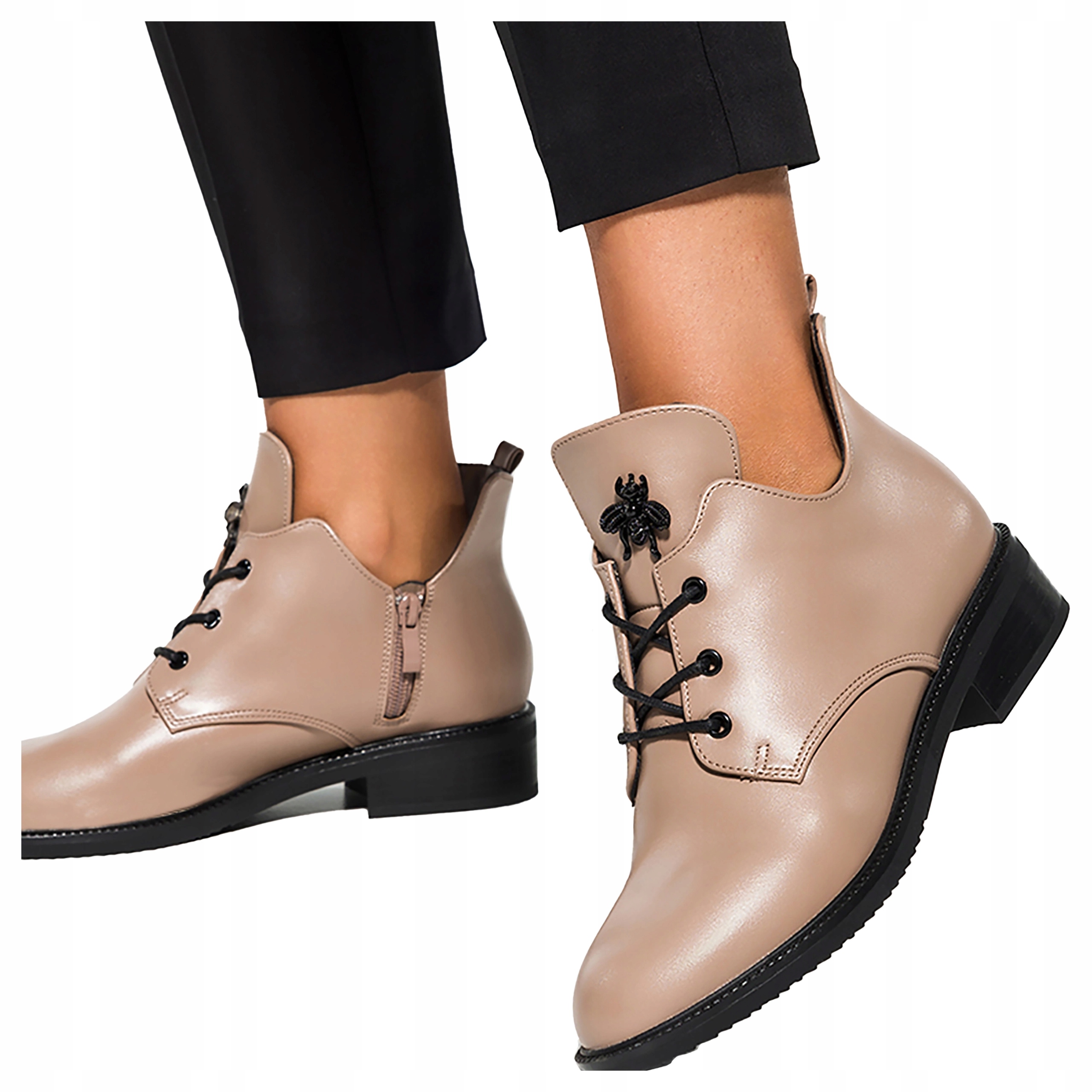 Béžové Dámské Kotníkové Boty Ozdobná Moucha Výřezy Po Stranách Elegantní Casu vel. 39