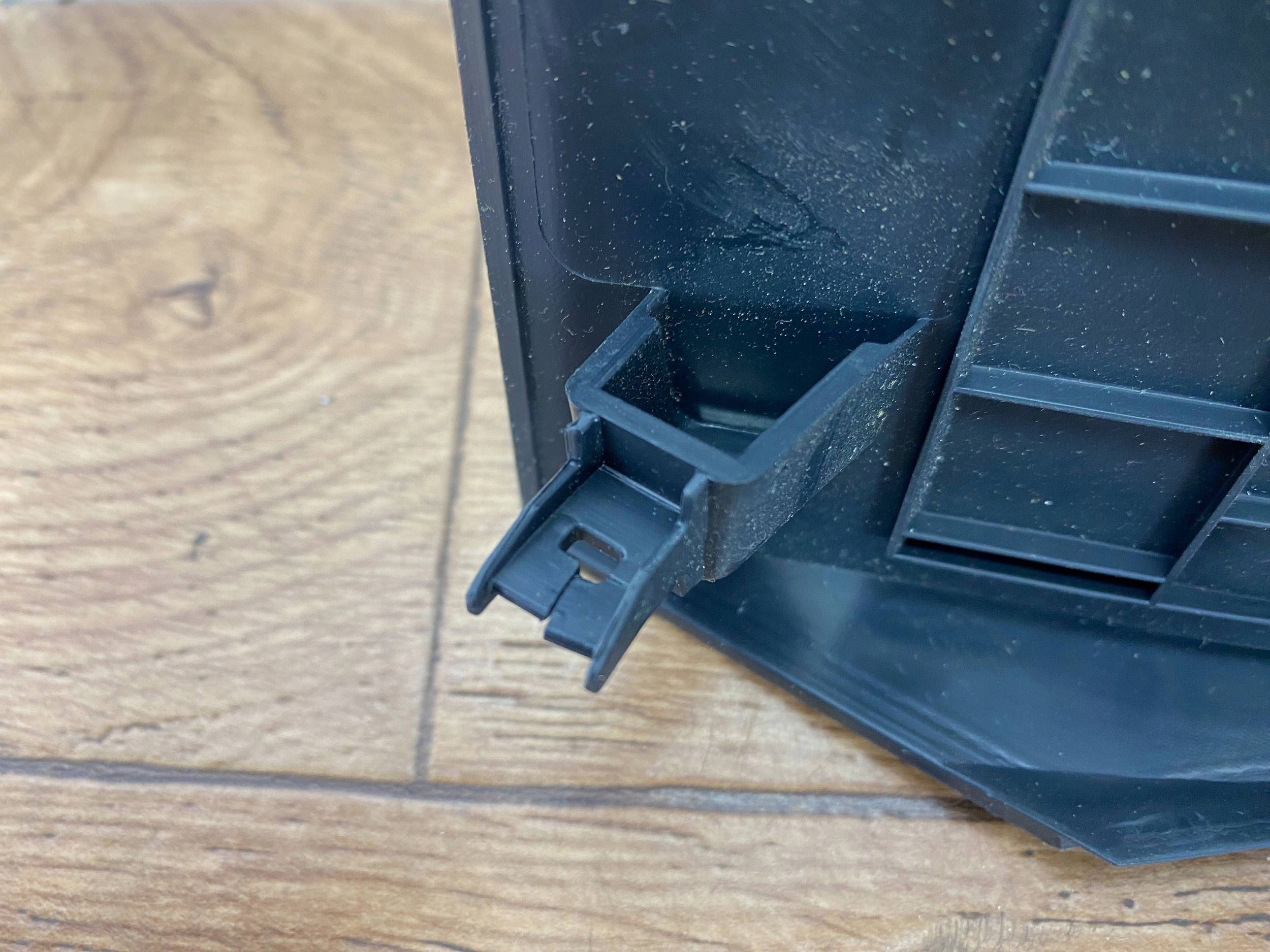 Blende Abdeckung unter lenkrad Ford Mustang VII MK7 S650 2024+