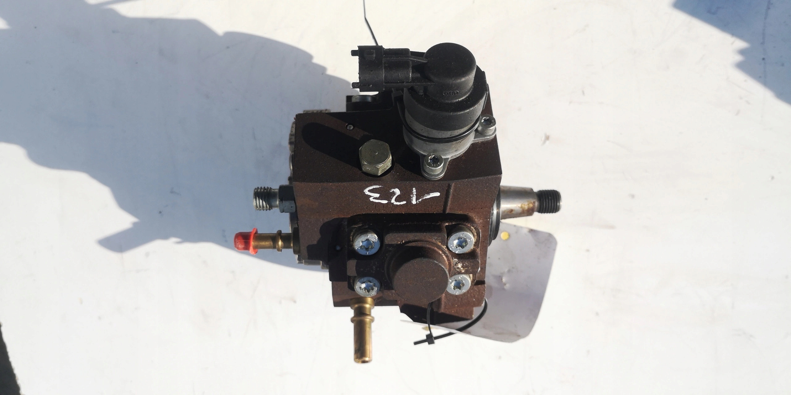 VOLVO XC60 2.4D D5 B445010706-02 Einspritzpumpe