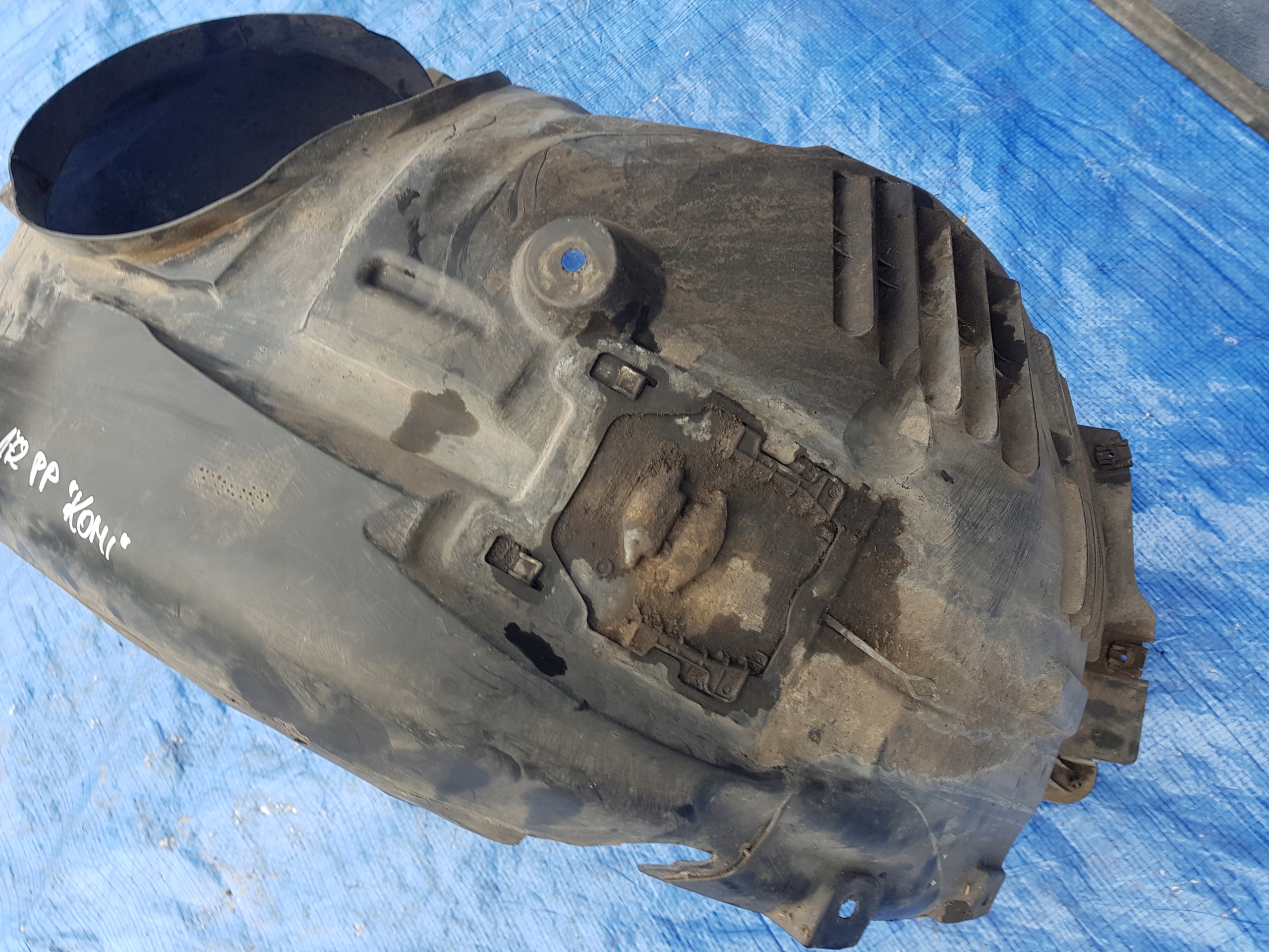 mudguard right front MERCEDES SLK R172 W172