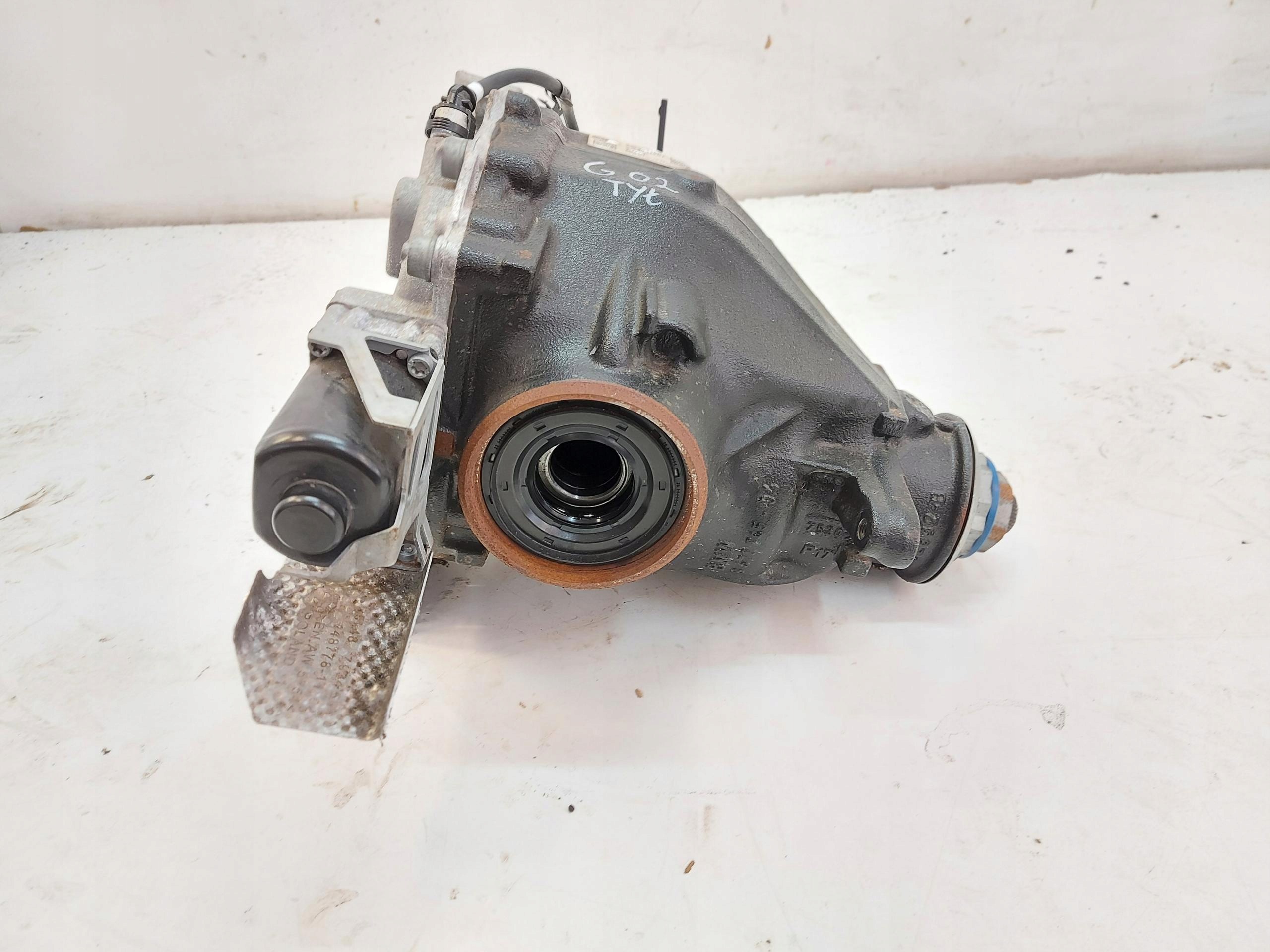 BMW G02 X4 M40i 2023r differential diff 3.38 3.0i m440i 8686981