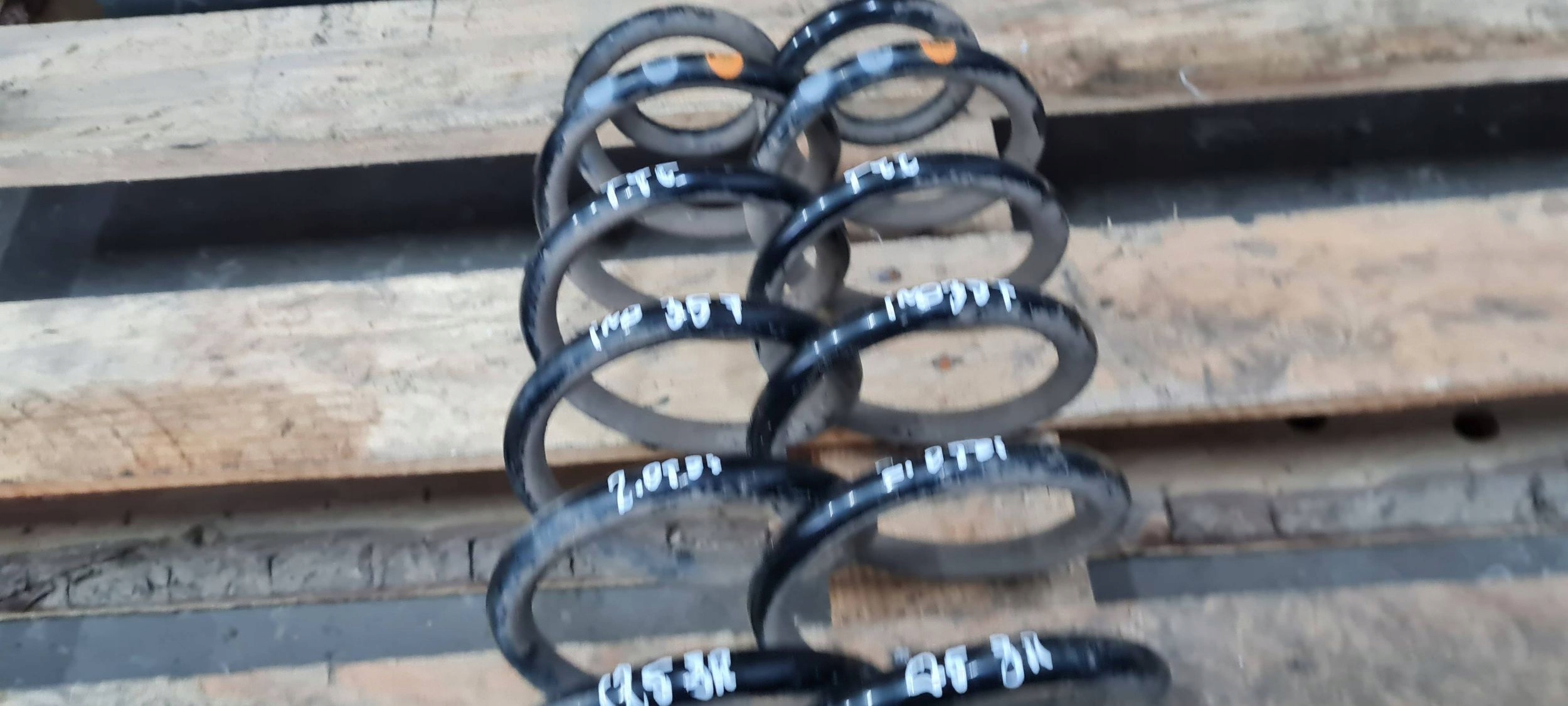 Q5 8R spring springs rear part left right 2X SLINE 8R0511115AM