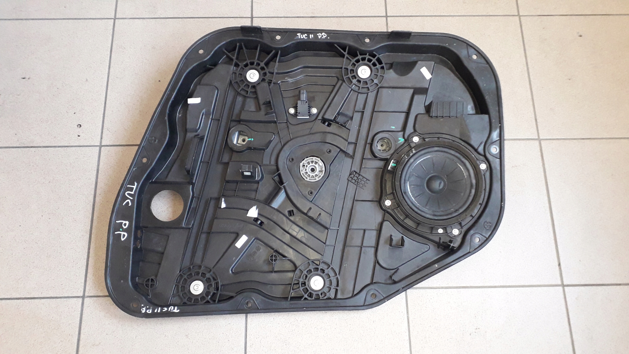 HYUNDAI TUCSON II 2015 MECHANIZM PODNOŚNIK SZYBY PRAWY PRZÓD