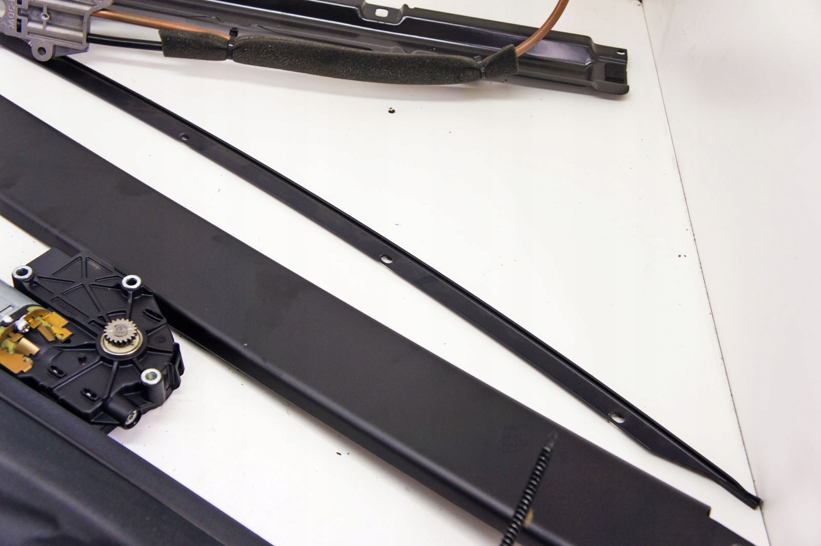 IX020 Hyundai Veloster I Mechanizm Szyberdachu Kpl Part number