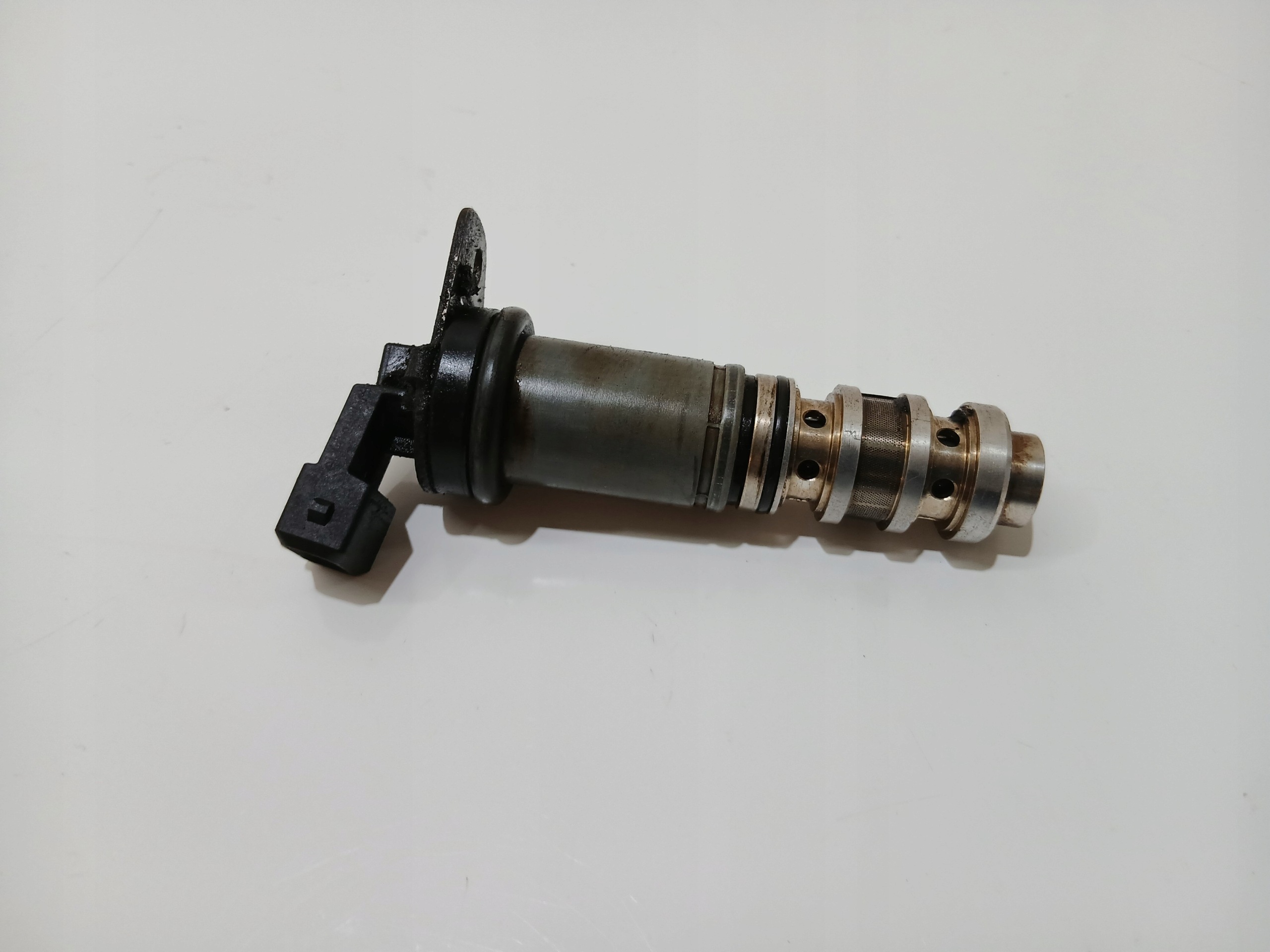 électrovalve phases de la distribution BMW E90 E91 E93 N43B20A 7561264