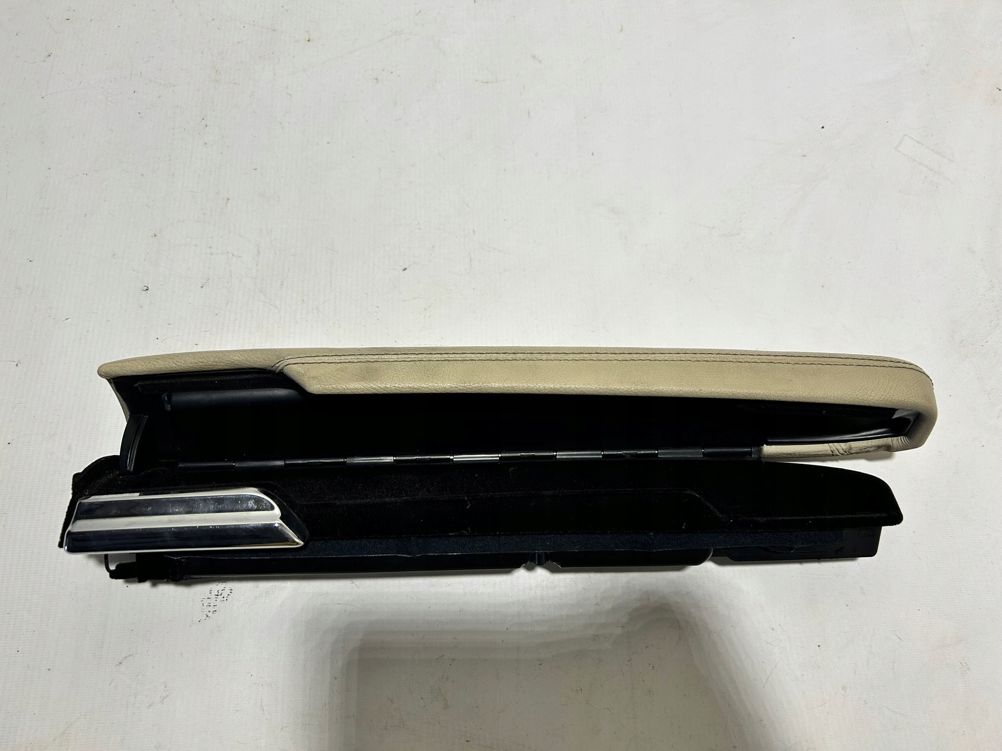 armrest BOCZKA upholstery door right front MERCEDES W221