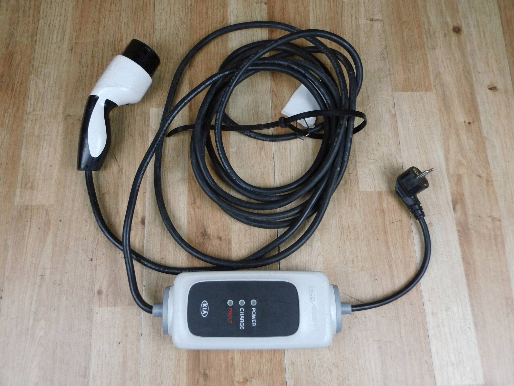 Kia Optima IV Soul EV ladowarka autó hybrydowego elektromos