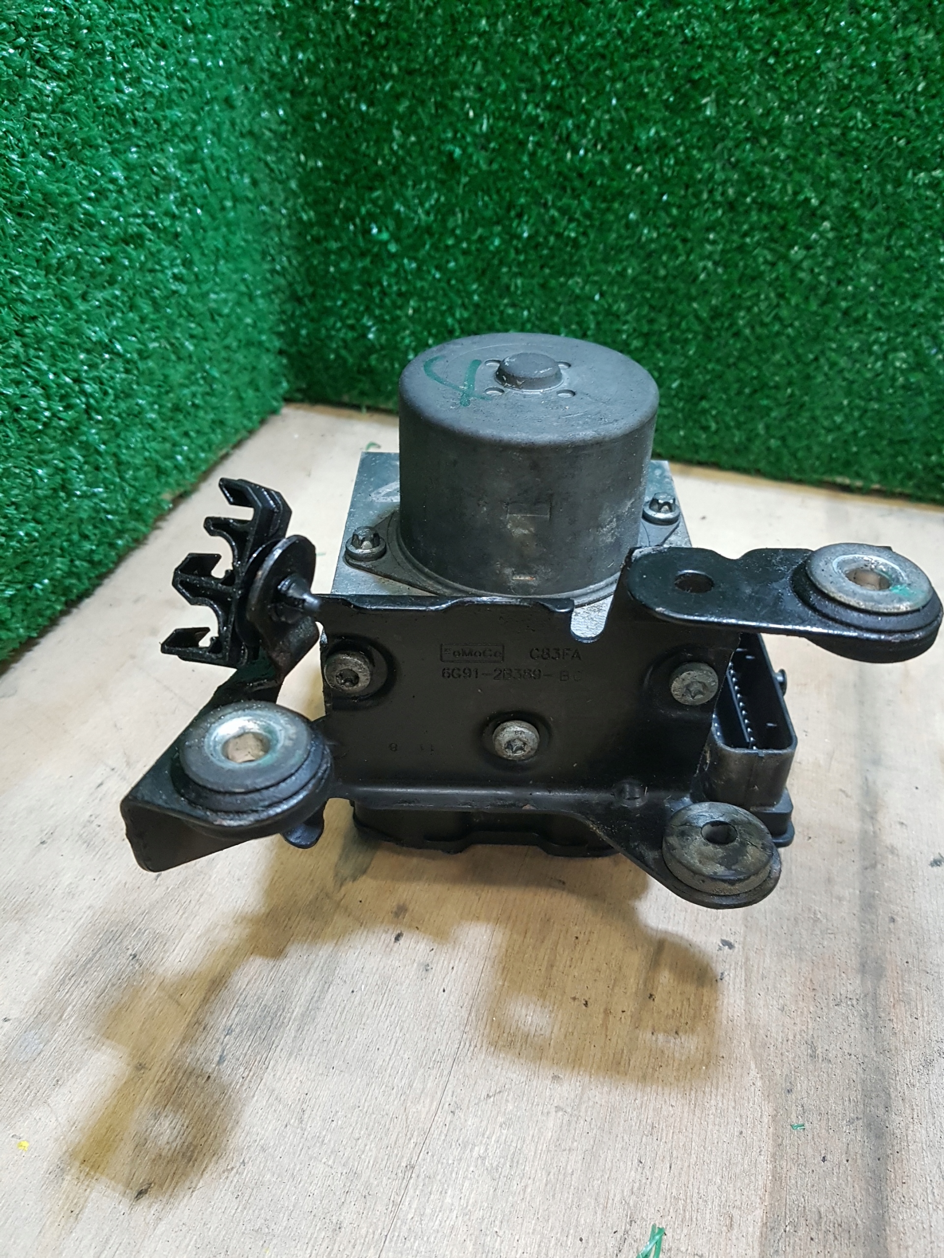 Pompa ABS FORD MONDEO MK 4 8G91-2C405-AB