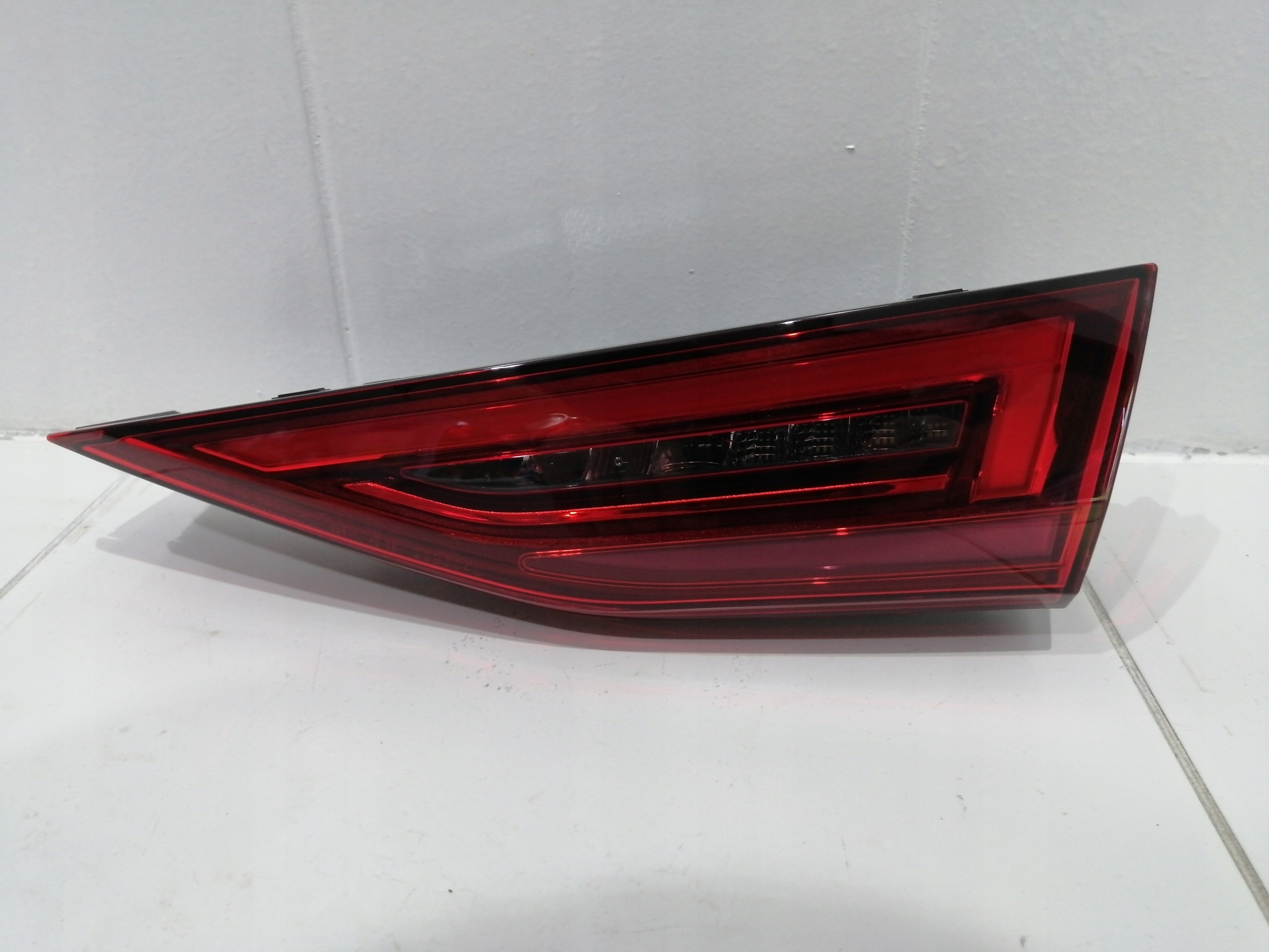 Audi A3 8Y Rückleuchte 8Y0945308L Rearlamp - Thumbnail 1