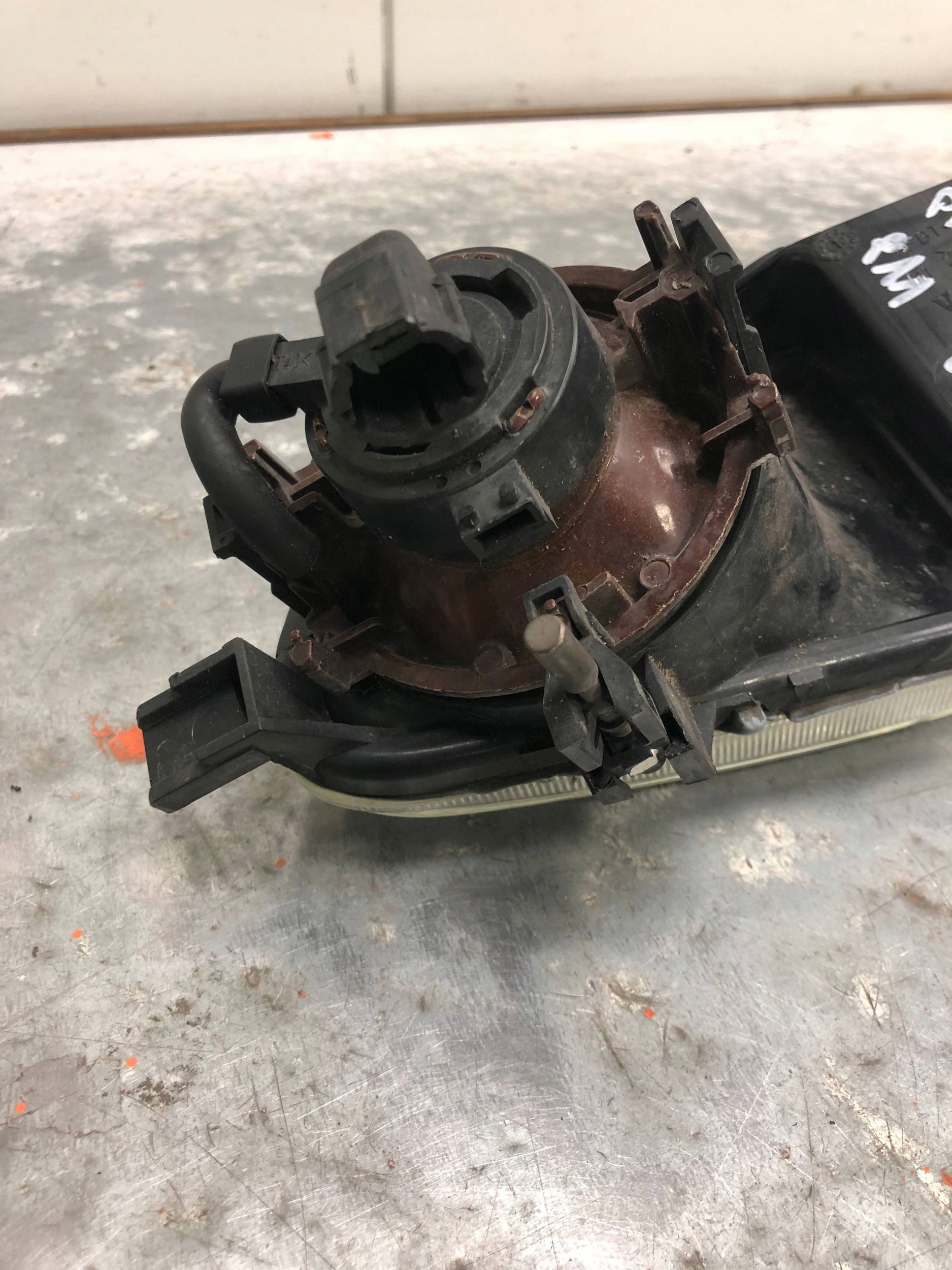 fog light left front NISSAN PRIMERA P11 26155-9F900