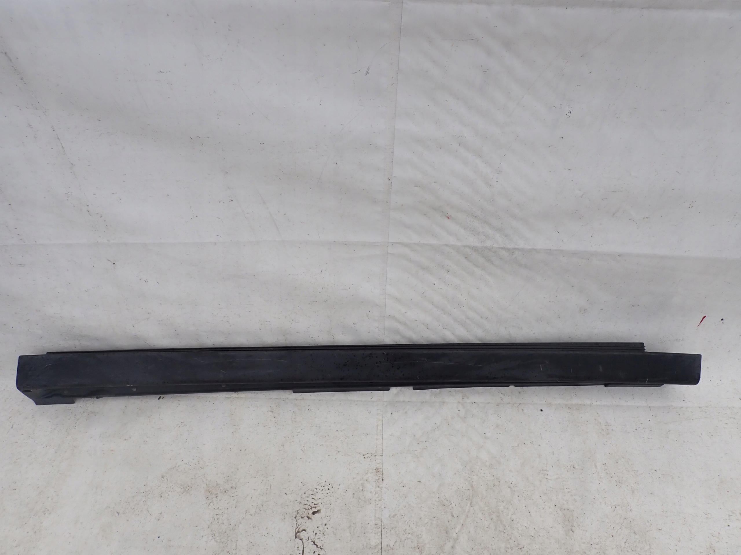 VOLVO S80 and 98- moulding threshold right threshold right