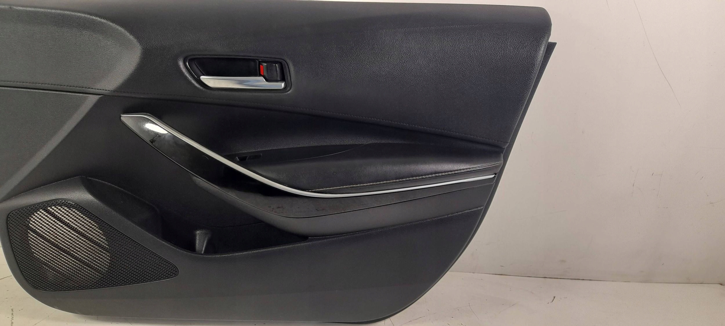 Toyota Corolla E21 side door front right 67611-X1G01 (ET238)