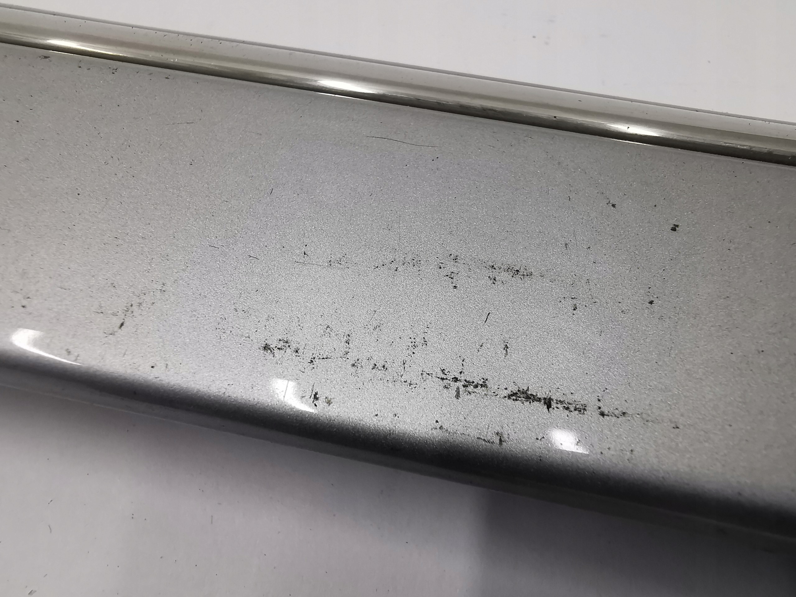 moulding door left front front MERCEDES W211 E class A2116901962