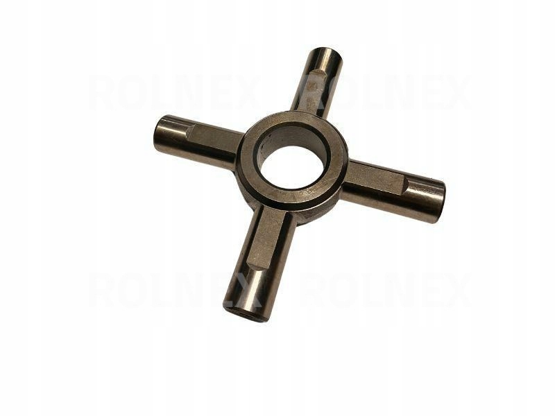 Křížek diferenciálu MF3 Massey Ferguson Mf 4 894302M1