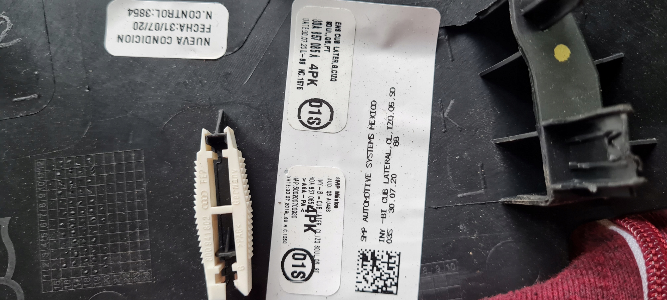 Q5 80A SQ5 fedél táblák fedél bal bal eleje 80A857085A