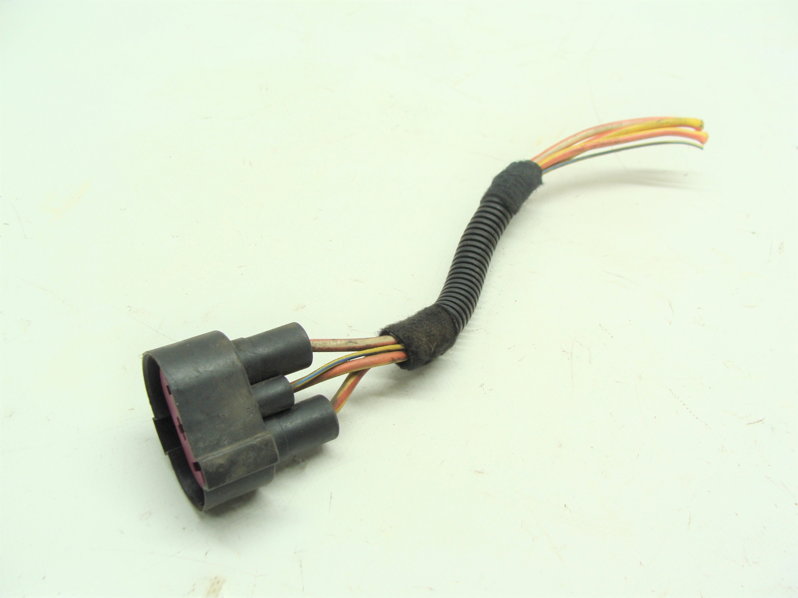 OPEL KOSTKA WTYCZKA WENTYLATORA 4PIN