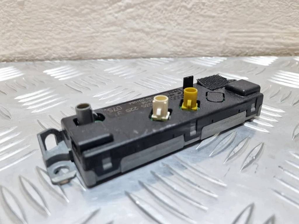 amplifier anteny Audi A5 8T 2008 8T0035225J