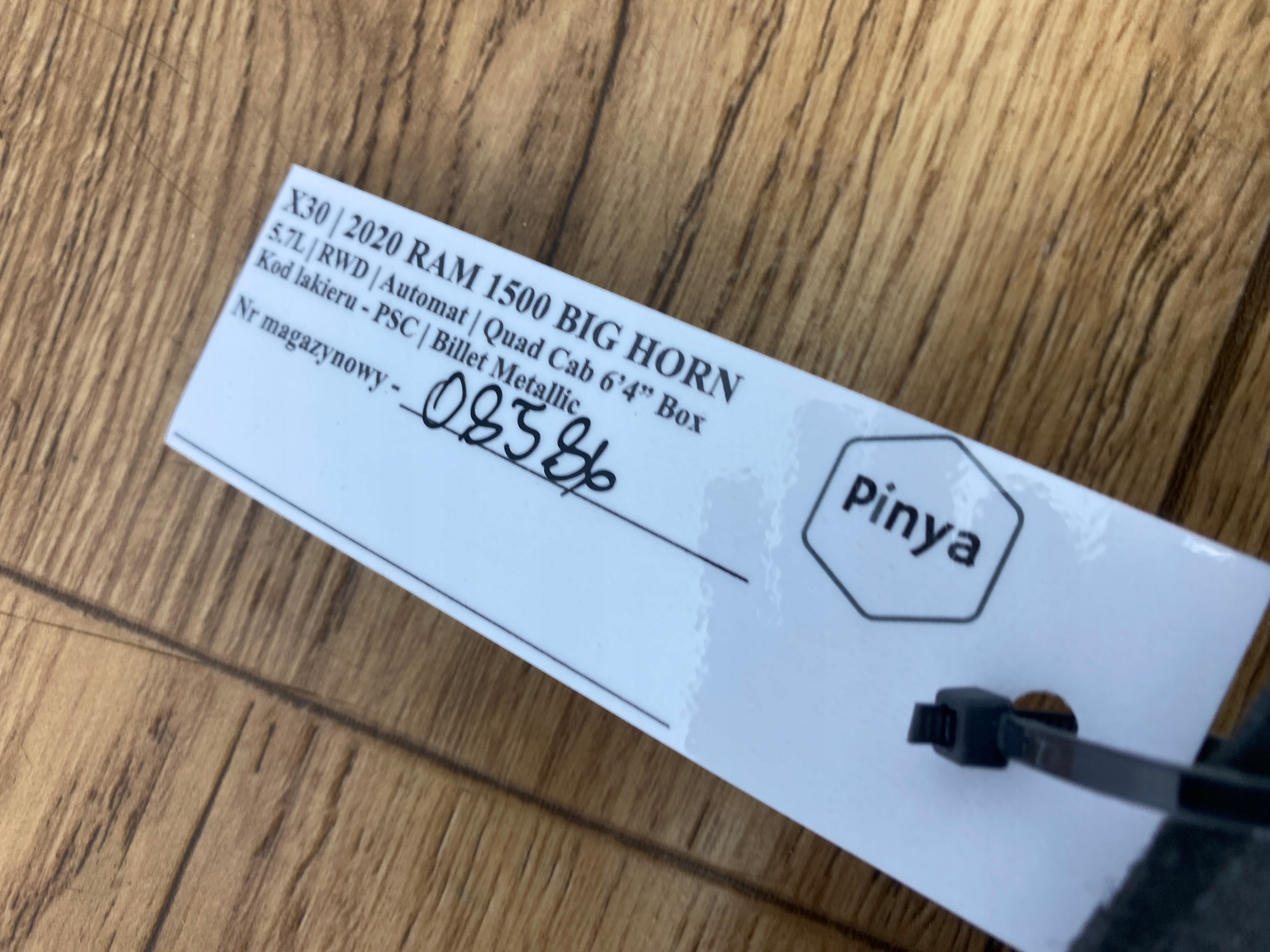 fedél deski Ram 1500 2019+ USA