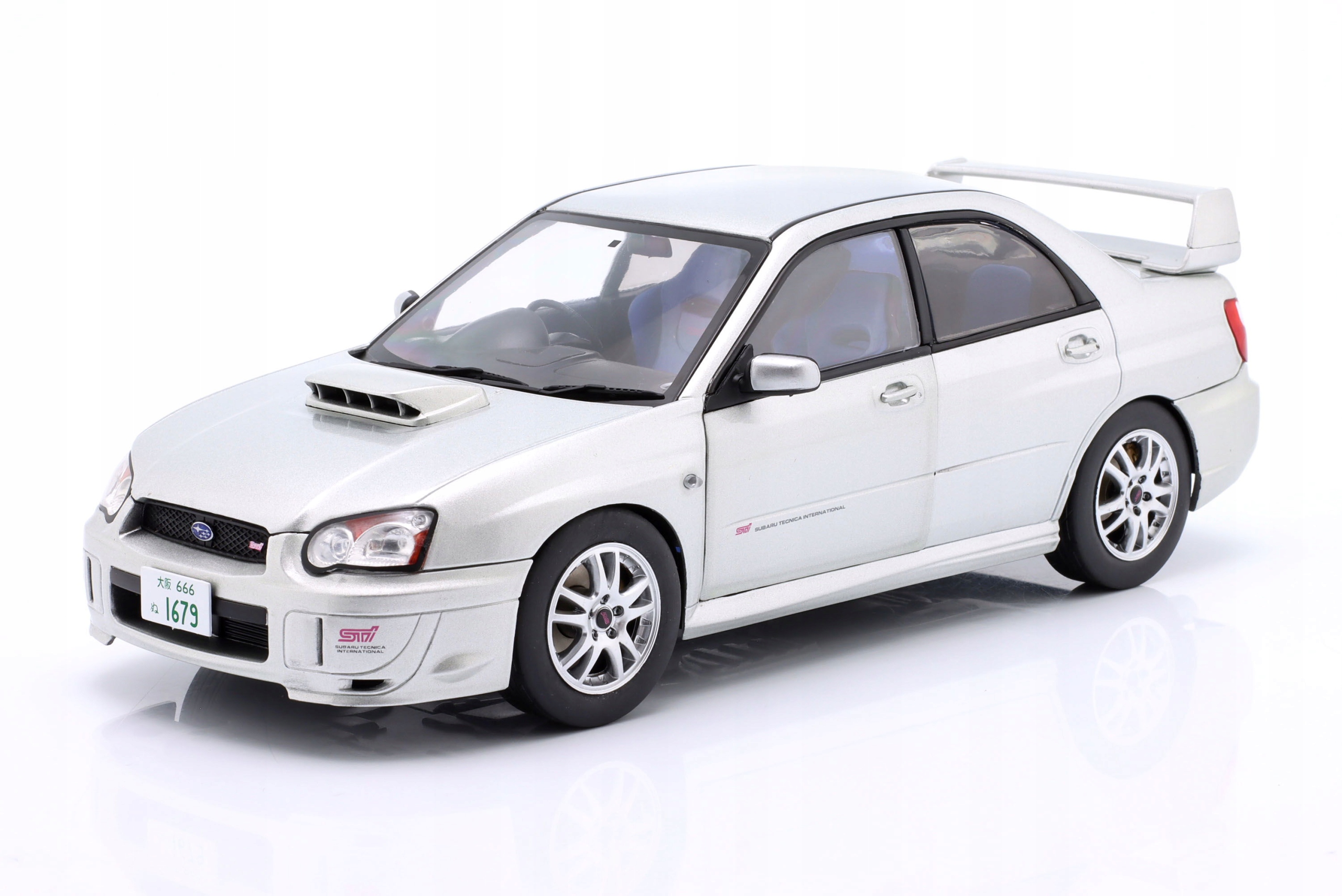 Subaru Impreza WRX STI 2003 Silver Solido 1:18 Metalowy Model Samochodu