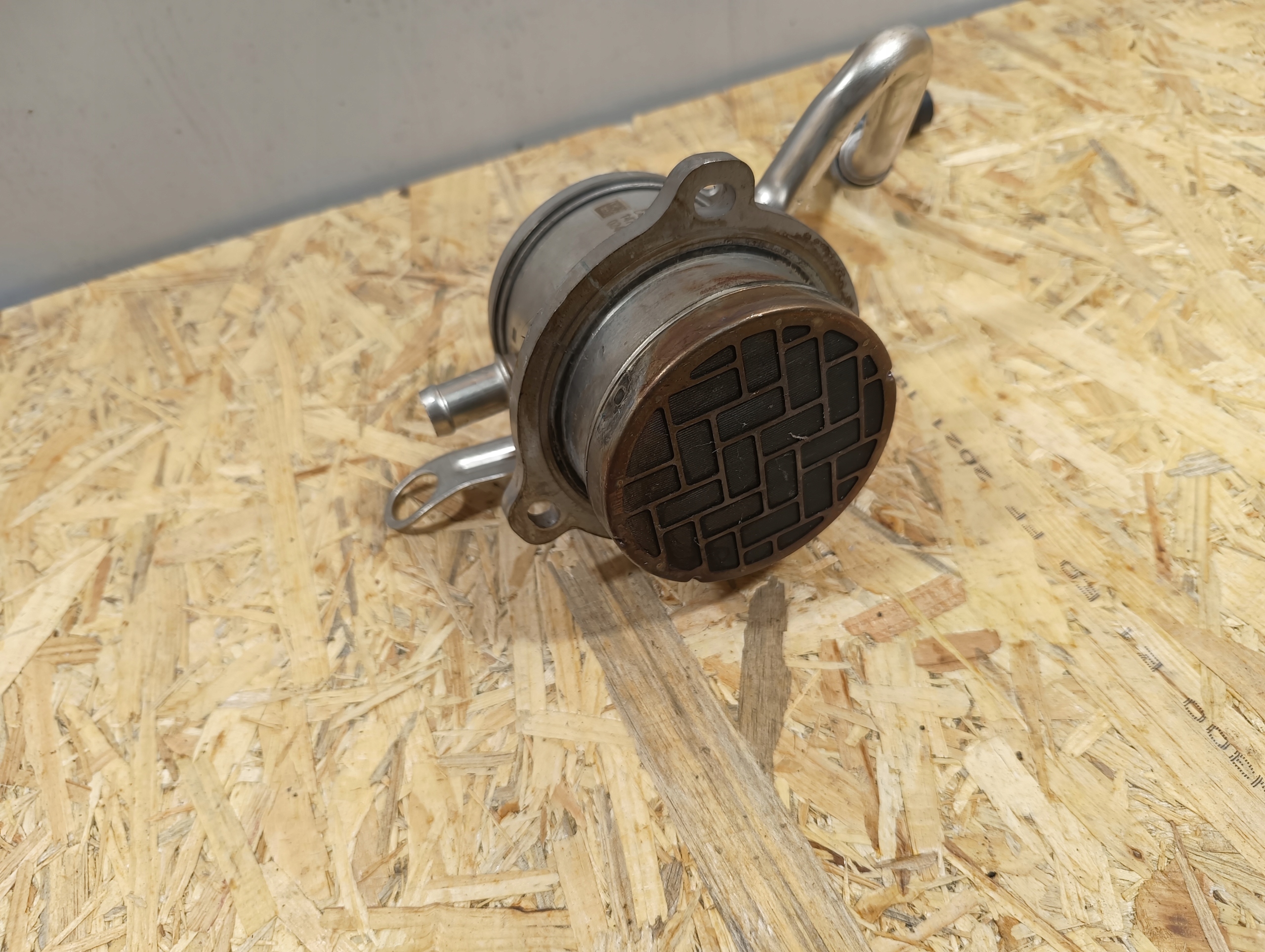 Abgaskuehler AGR RENAULT 147359823r