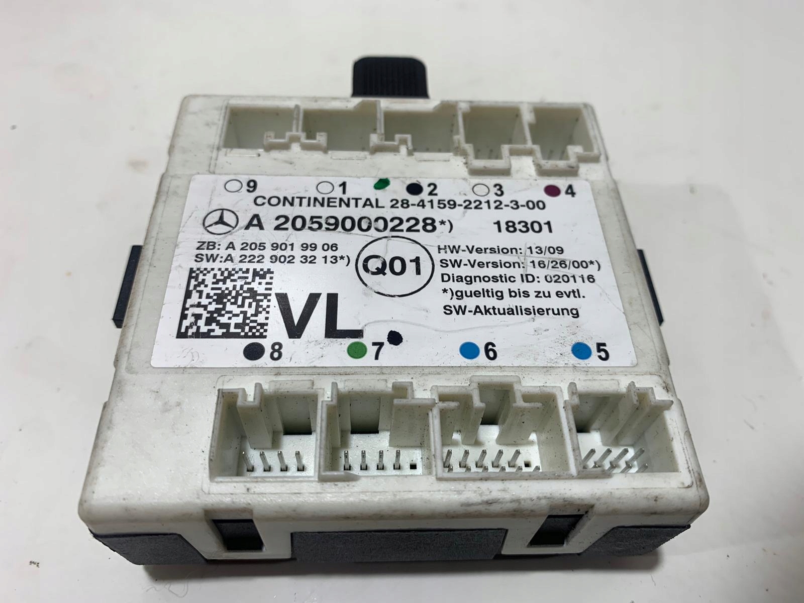 A2059000228 - MERCEDES C Class W205 дверной модуль 2059000228