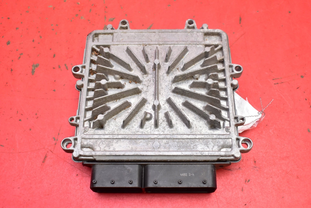 computer Centralina Motore 31336983 VOLVO V60 1 e 2.0 D3 136 KM 10-13