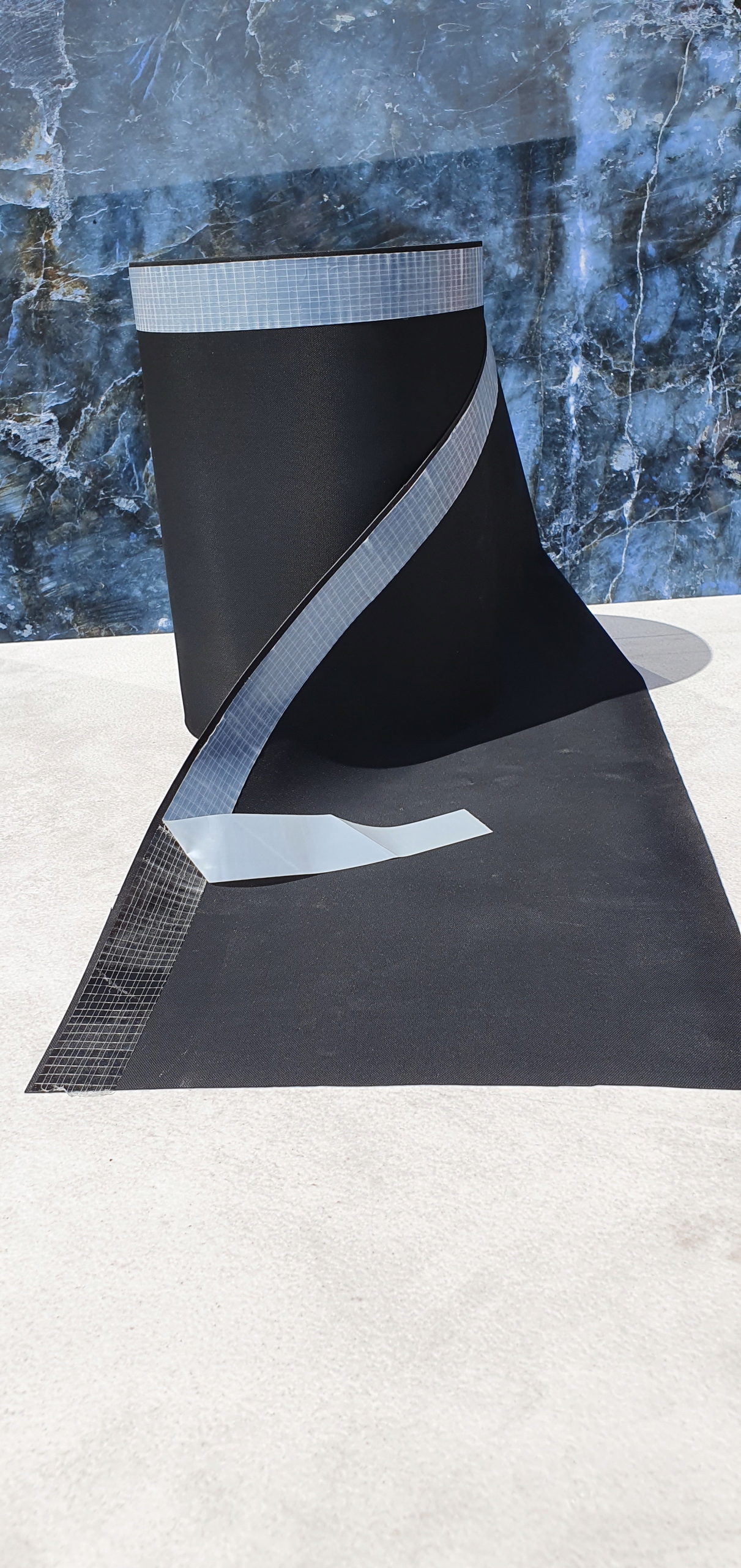 TASMA Membrana EPDM z klejem 250mmx0,75 NOWOSC Rodzaj taśma