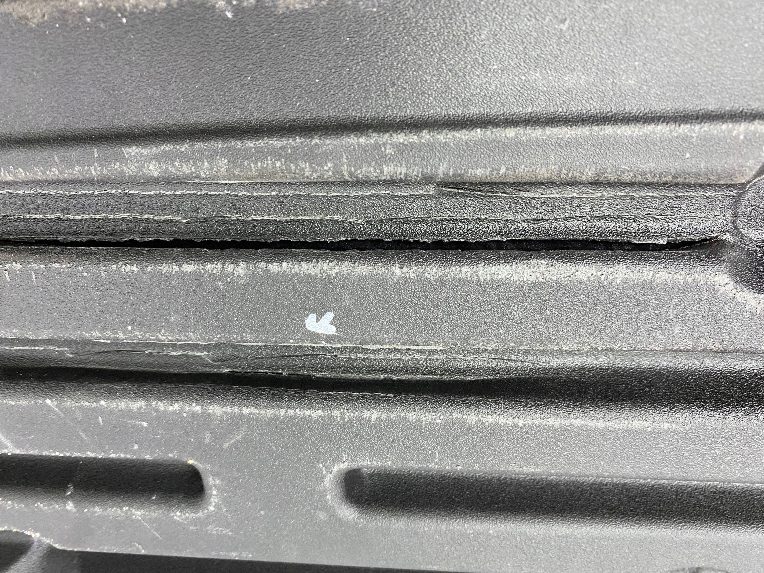floor boot Cadillac Escalade IV 2015+