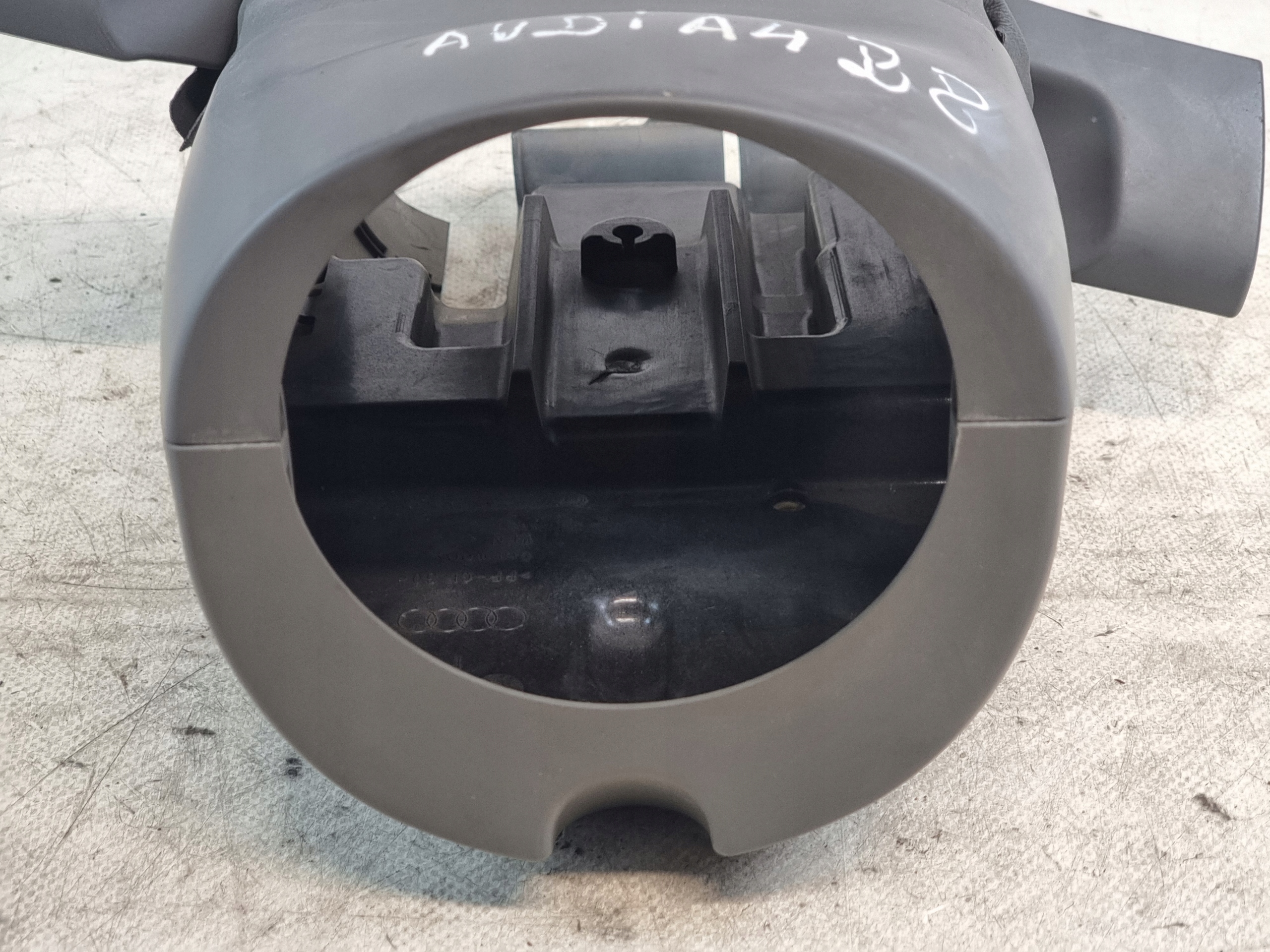 couverture couverture du volant volant OE 8K0858345 AUDI A4 B8