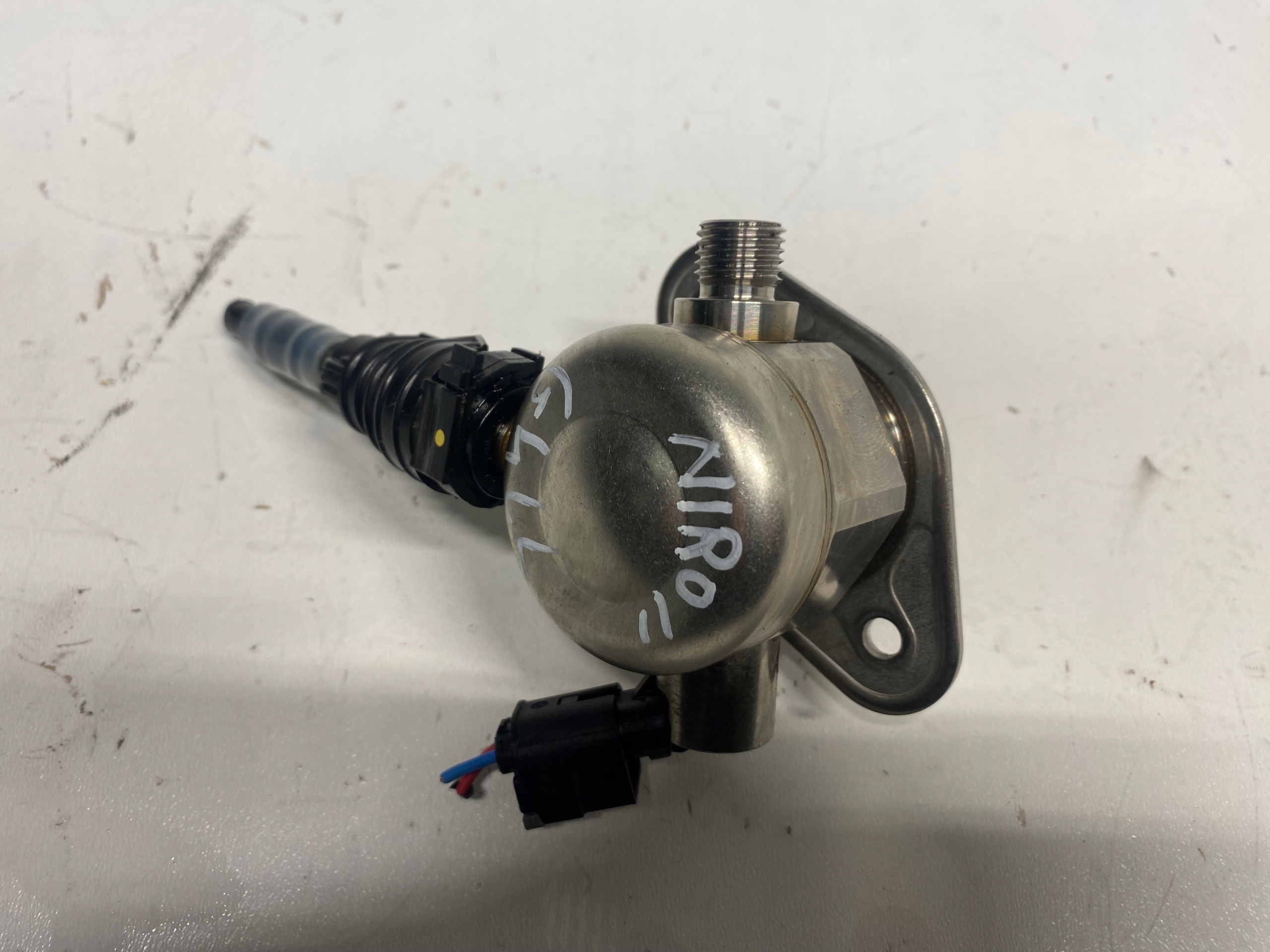feed pump KIA NIRO II 1.6 HYBRYDA G4LL 2022