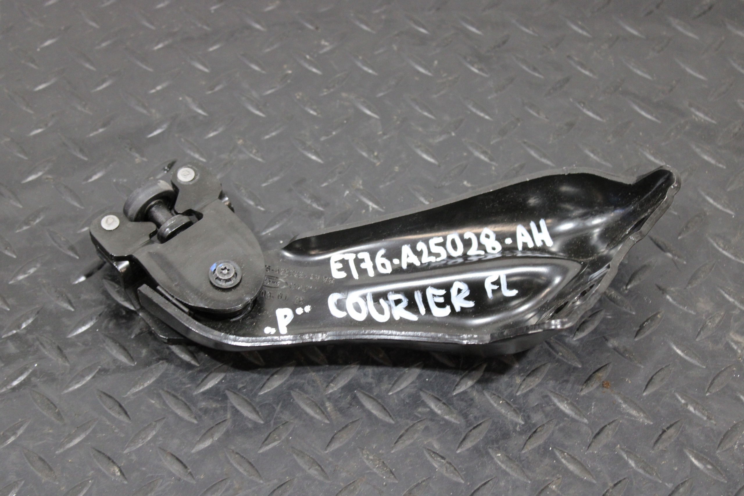 rolle tür rechts FORD TRANSIT COURIER LIFT ET76-A25028-AH