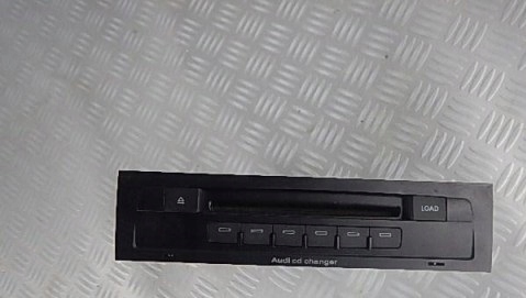 AUDI Q7 06-09 ZMIENIARKA CD