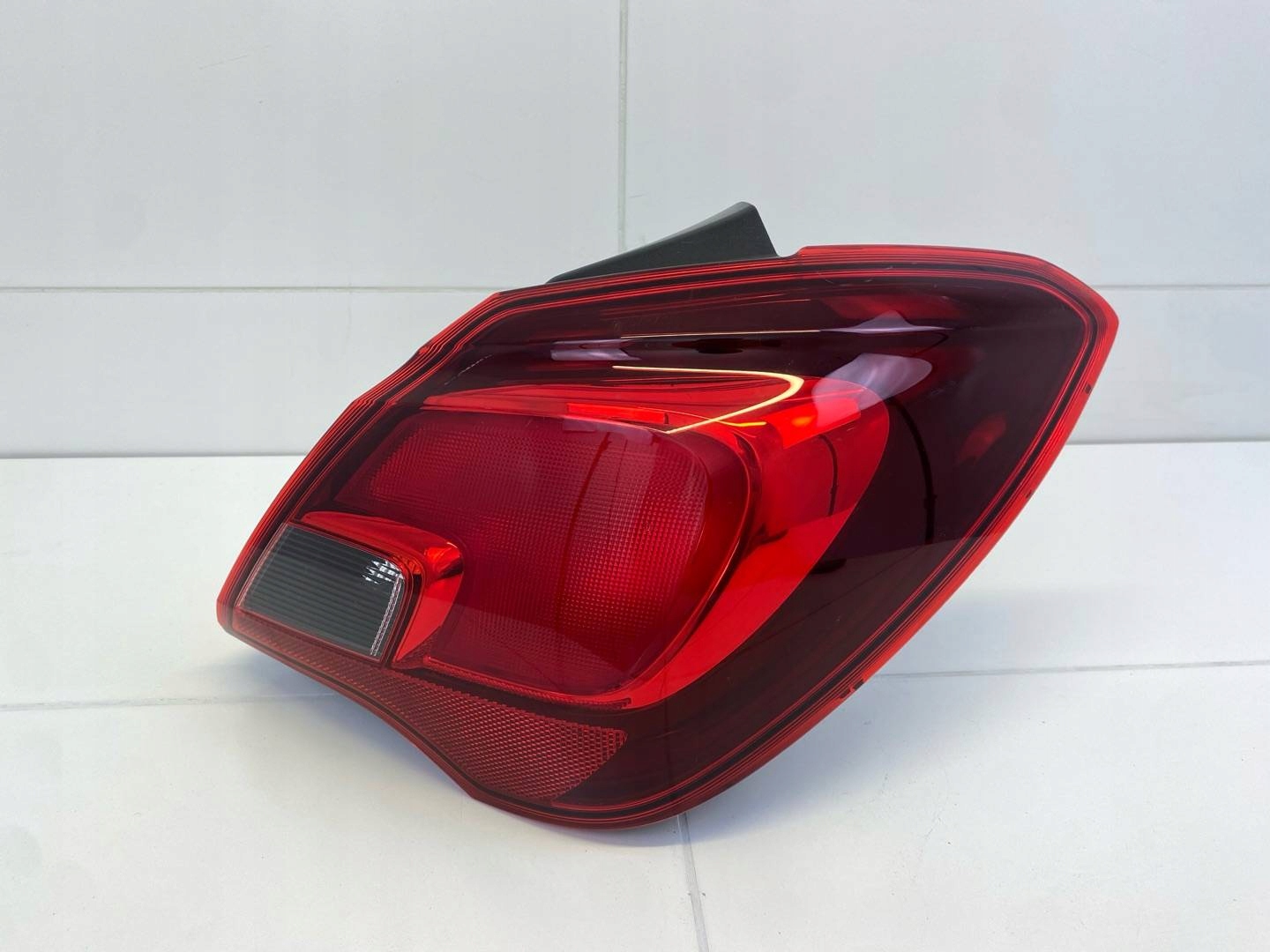 Feux phare Arrière Droit Bouche buse Opel Corsa E 2016 460034366