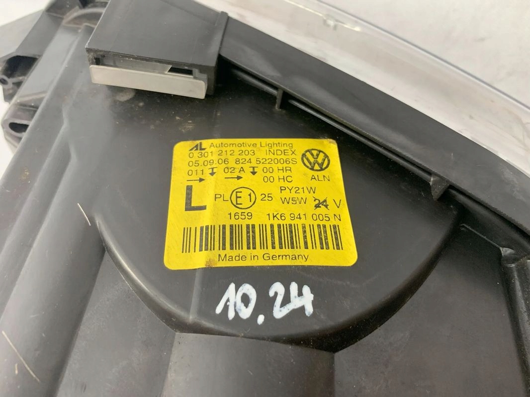 Volkswagen Golf 5 V Reflektor left light left VW 1K6941005N 10.24