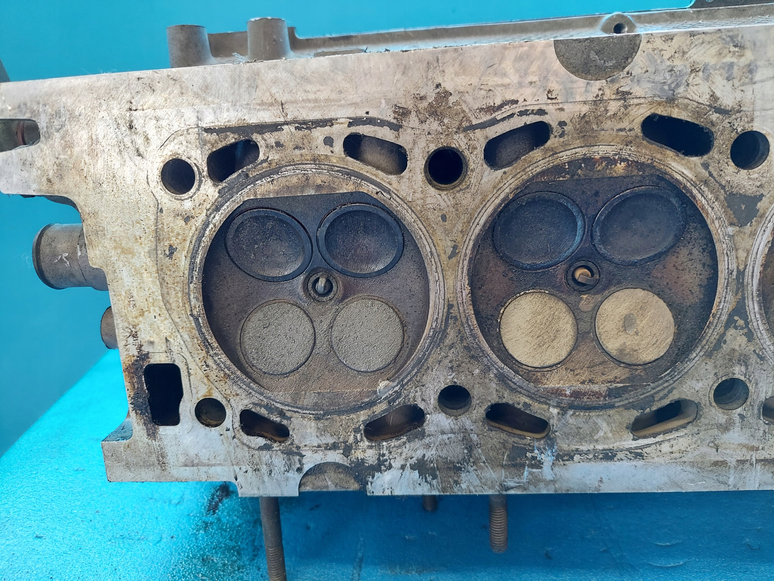 head. SAAB 93 2.0 T 7144