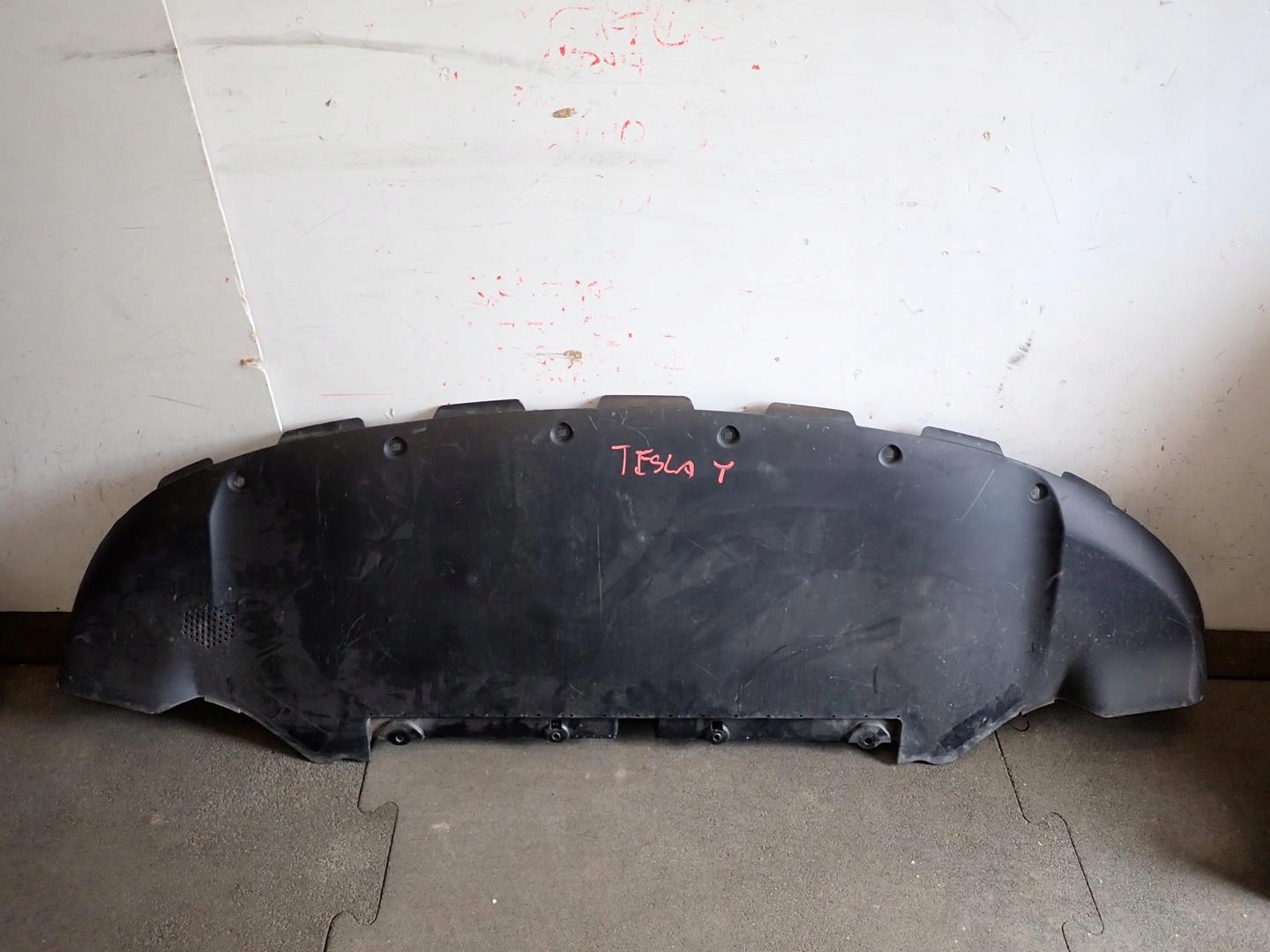 abdeckung Blende Abdeckung unter Stoßstange TESLA Y 2020- 1760713-00-B