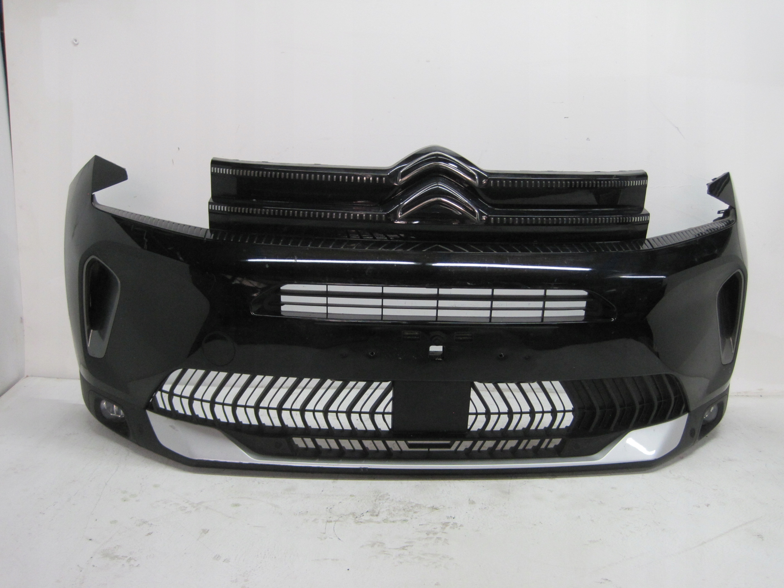 bumper CITROEN C5 AIRCROSS 6PDC 23R LIFT front front