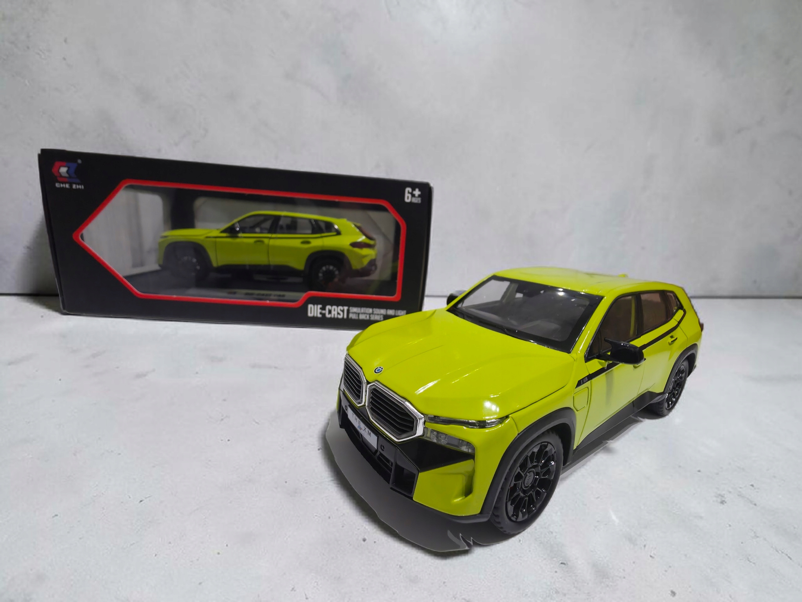 REALISTYCZNY MODEL SAMOCHODU BMW XM 1:24 LED DŹWIĘK OTWIERANE DRZWI MASKA