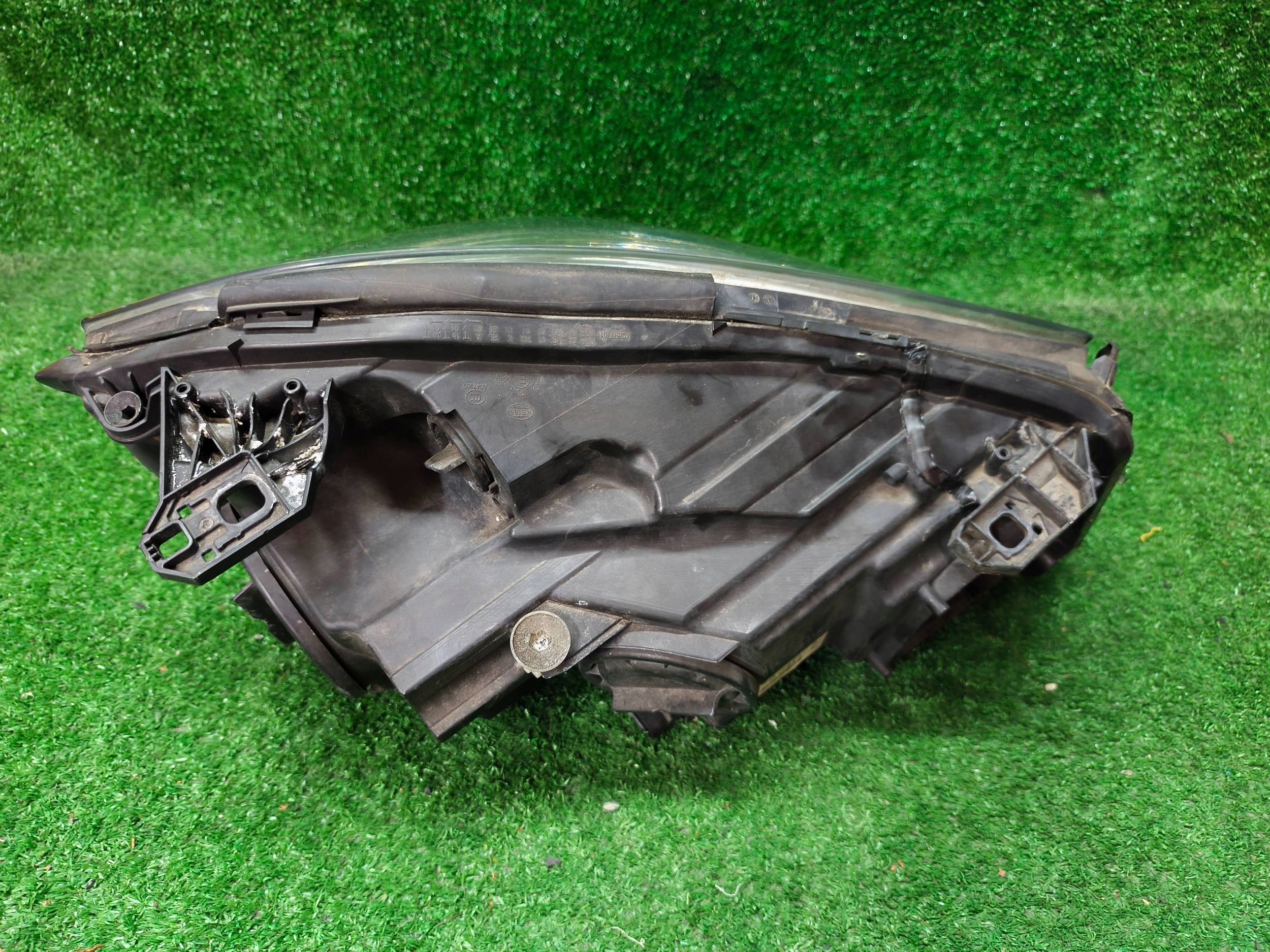 REFLEKTOR links vorne MERCEDES A-KLASA W176 NR.1135