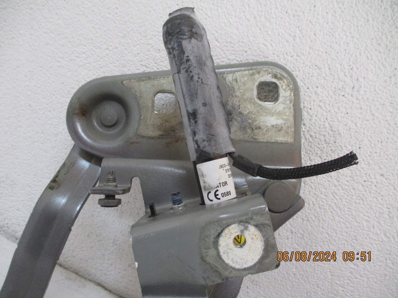 hinge bonnets RANGE ROVER EVOQUE II K8D2-16801-A K8D2-16800-A